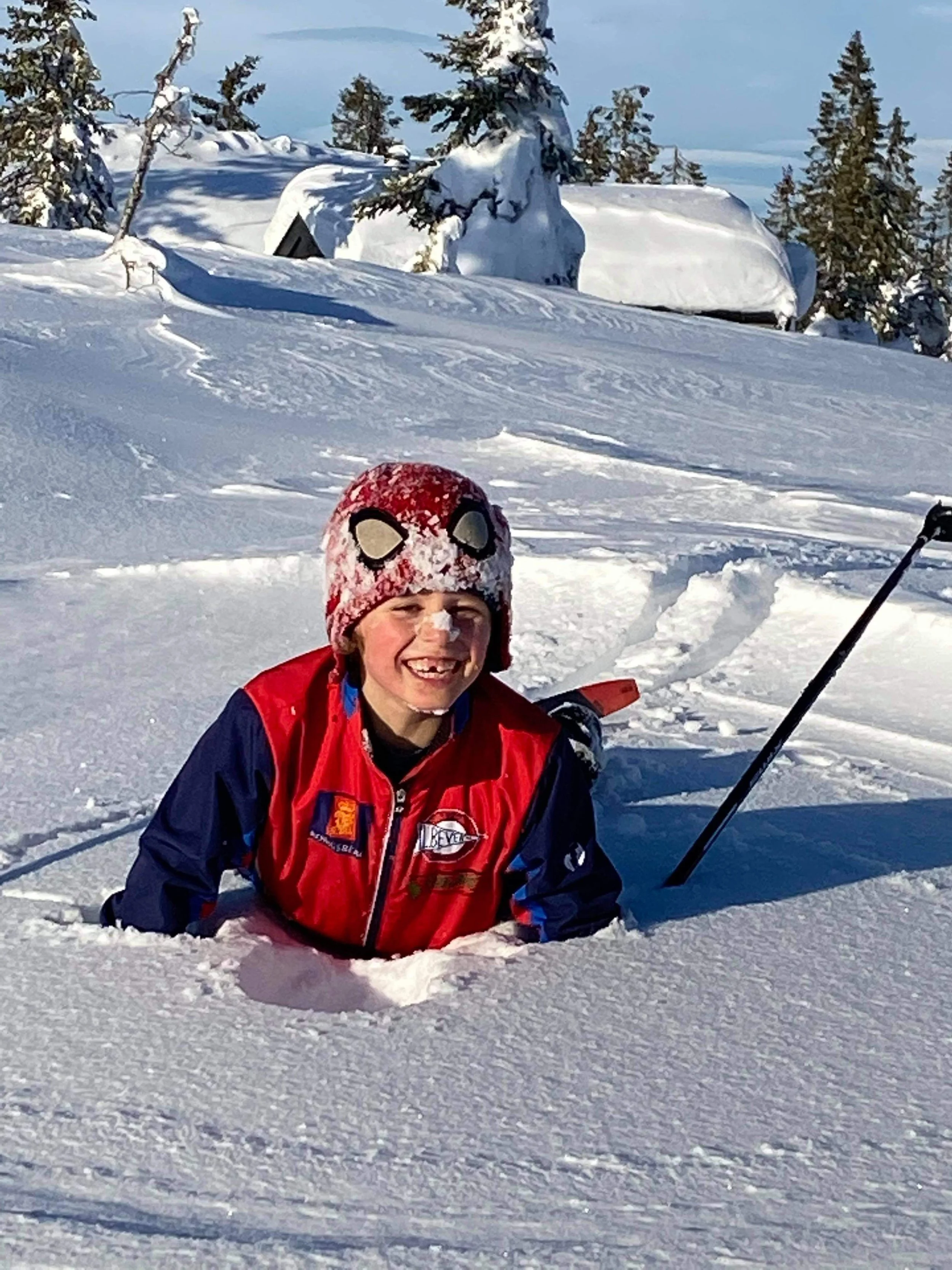 Andreas i snøen.jpeg