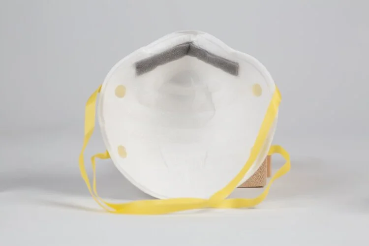 3M N95 Particulate Respirator 8210 Plus Face Masks | Home Hardware