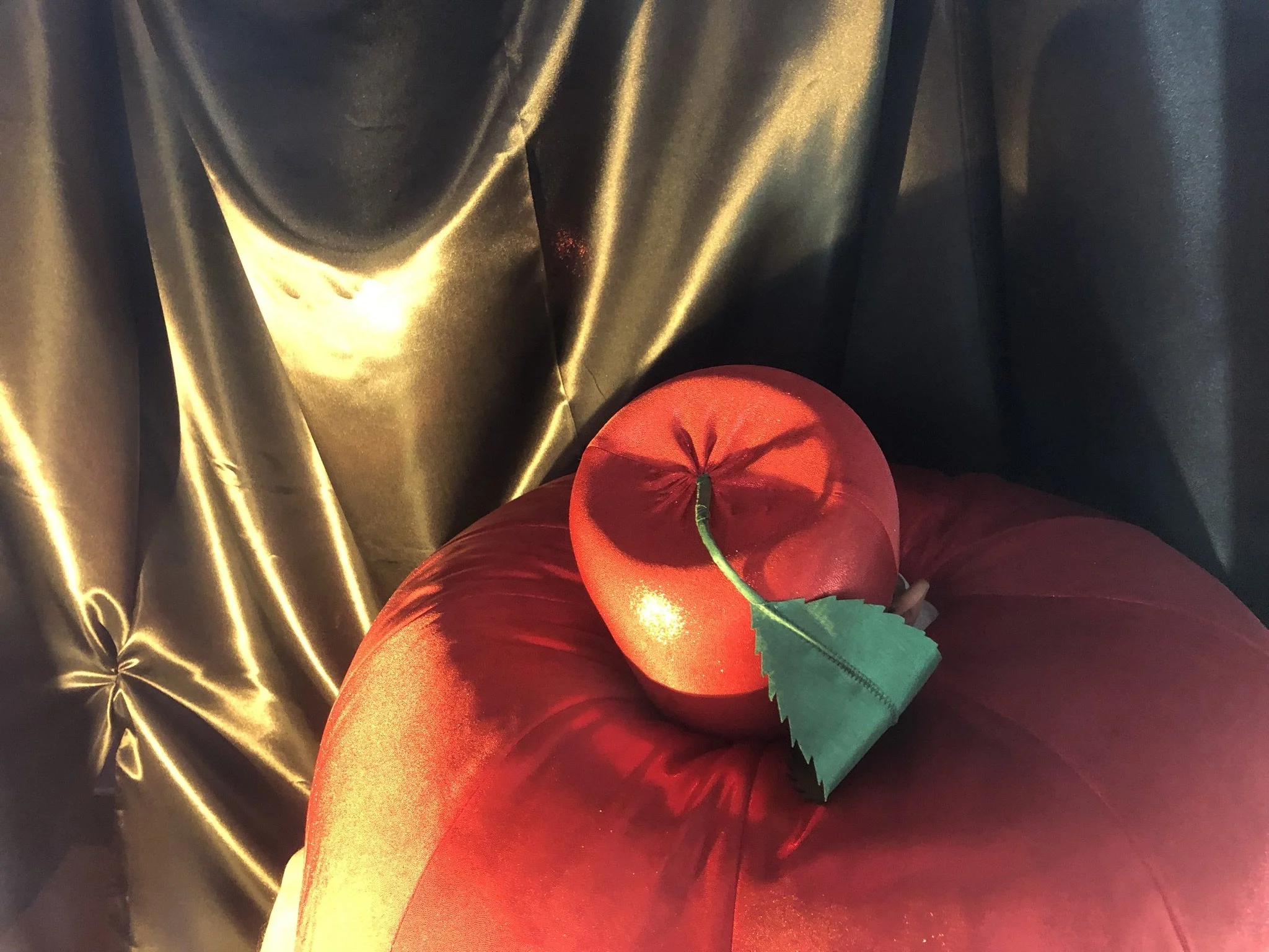 Ch3rix | Mon Cherie | Ann Göbel, William Bartley Cooper | Felicitas Arnold, Rabea Ridlhammer |  Philomena Lauprecht |  Lan Anh Pham | Rosa | 