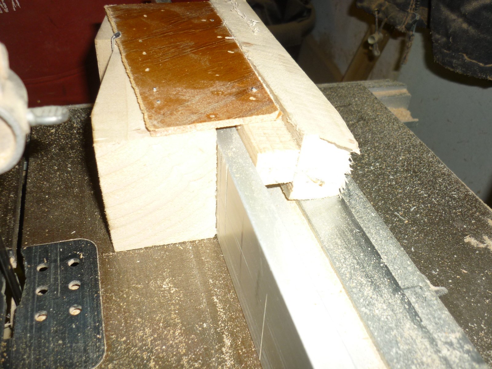 Cutting the wedge segments on the bandsaw