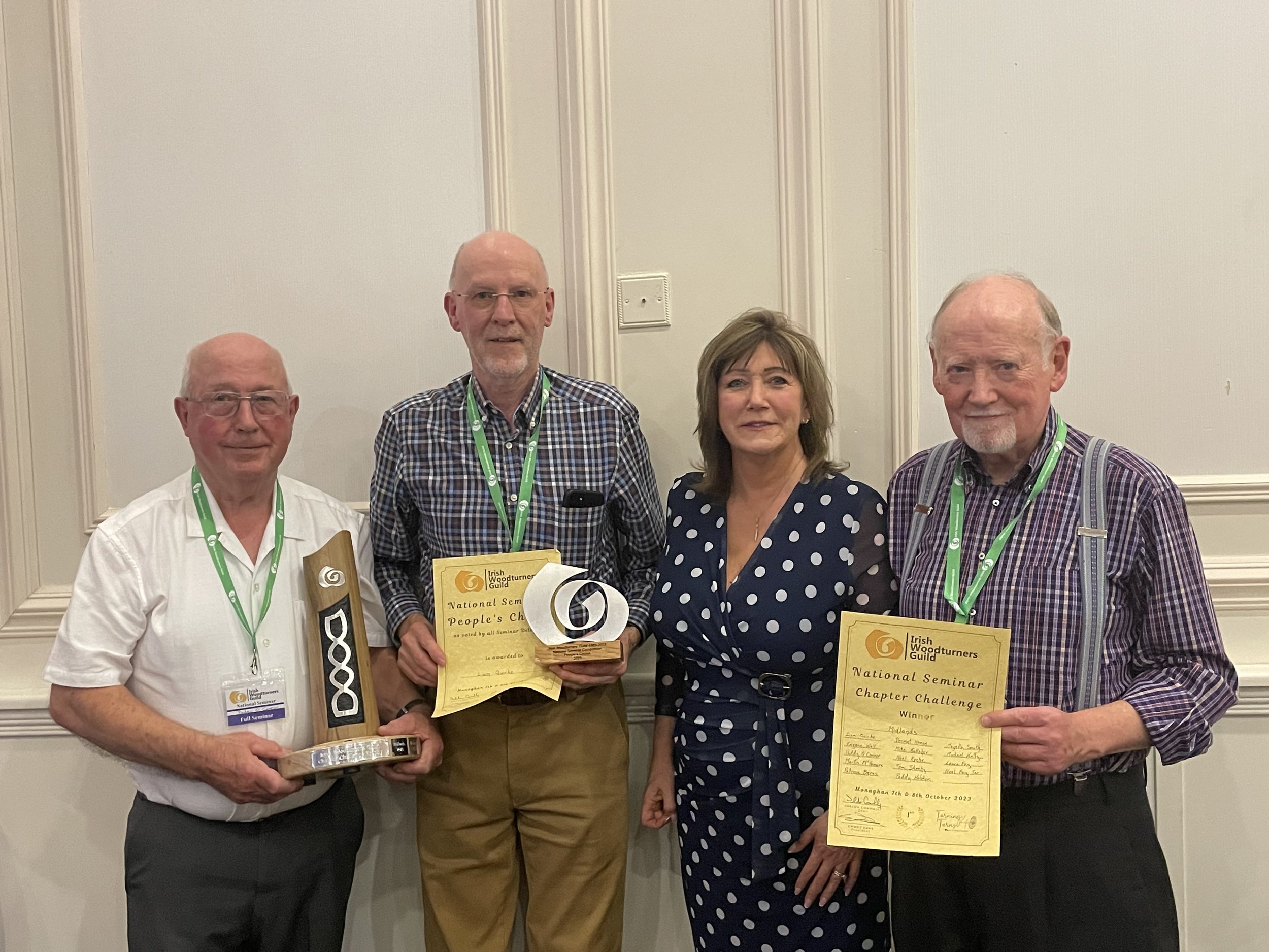 Paddy O'Connor, Liam Quirke, Patricia Berns, Noel Roche accepted the award for the Lathe Chapter Challenge for the Midlands Chapter.JPG
