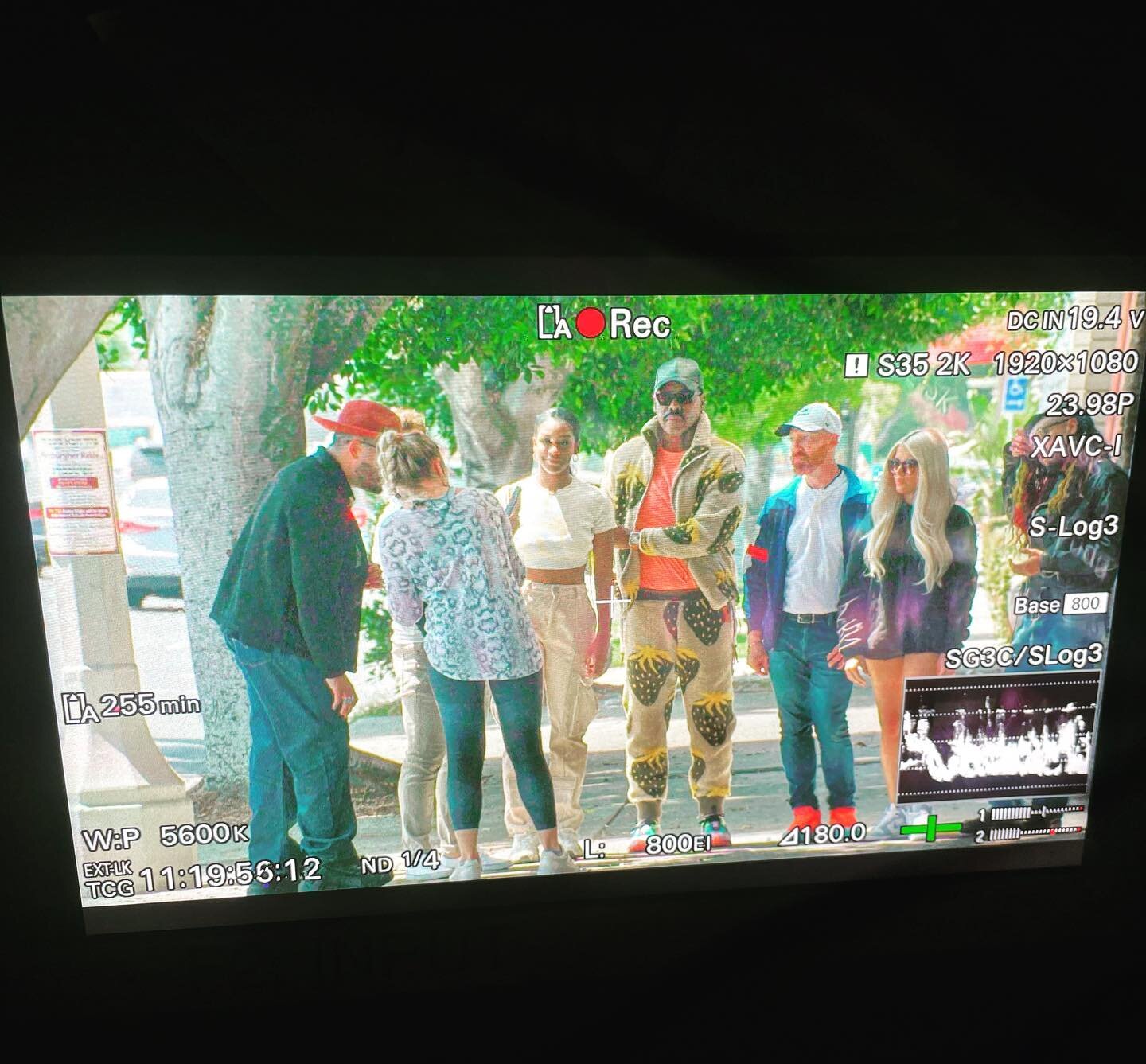 La Brea Looks #bts #filming #producer #blowingLA