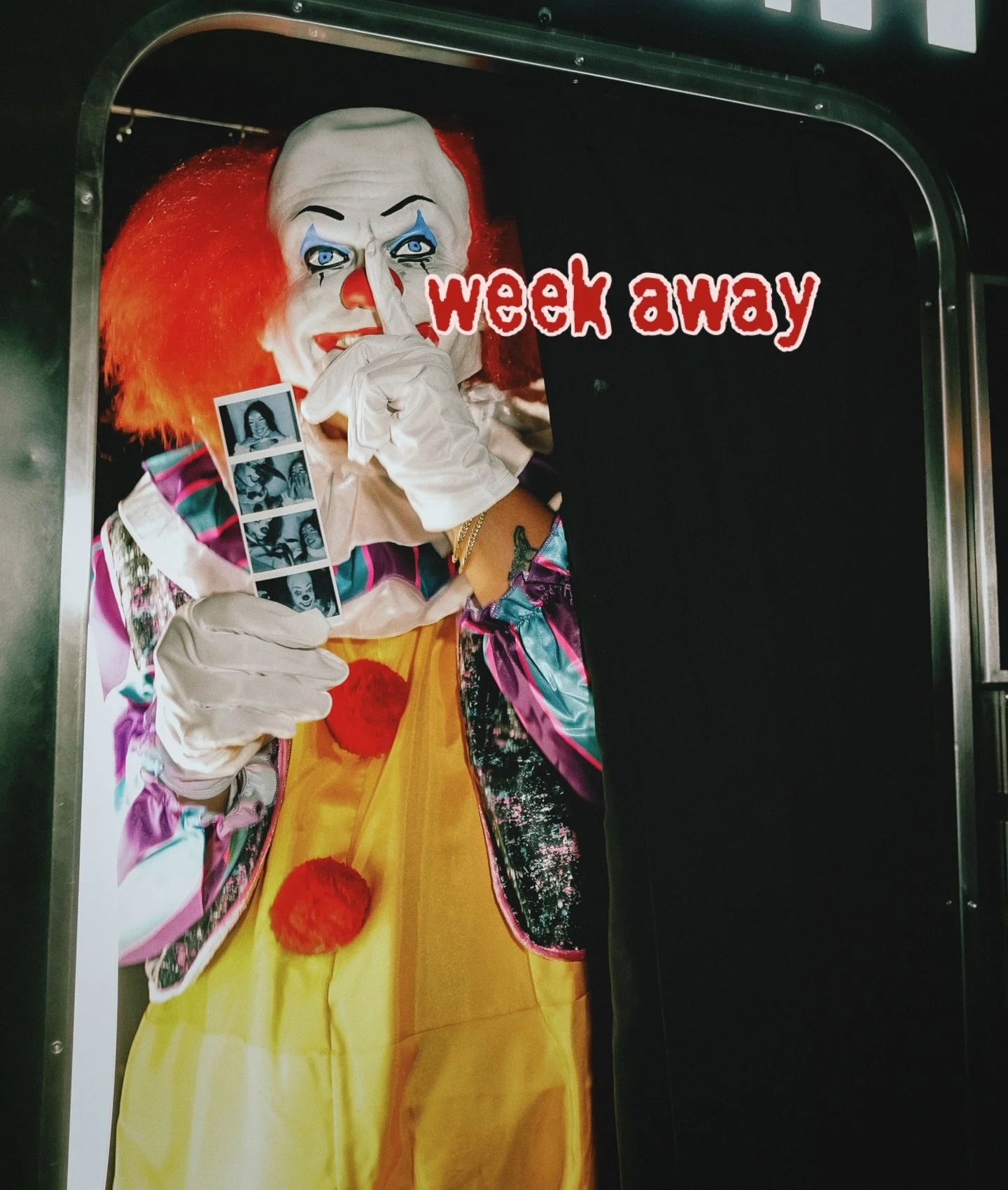 1 MORE WEEK until Happy Does FUNHOUSE! Let the creepy countdown begin. 🤡🔪