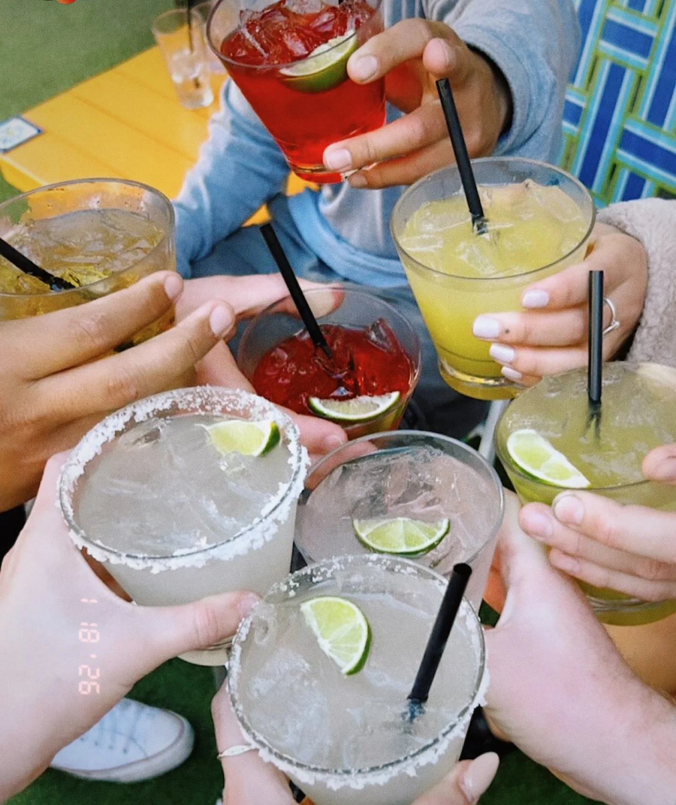 Everybody at HAPPY getting tipsy 😎 Keep the holiday weekend going with playoffs and the last day of the @sandiegorodeo!