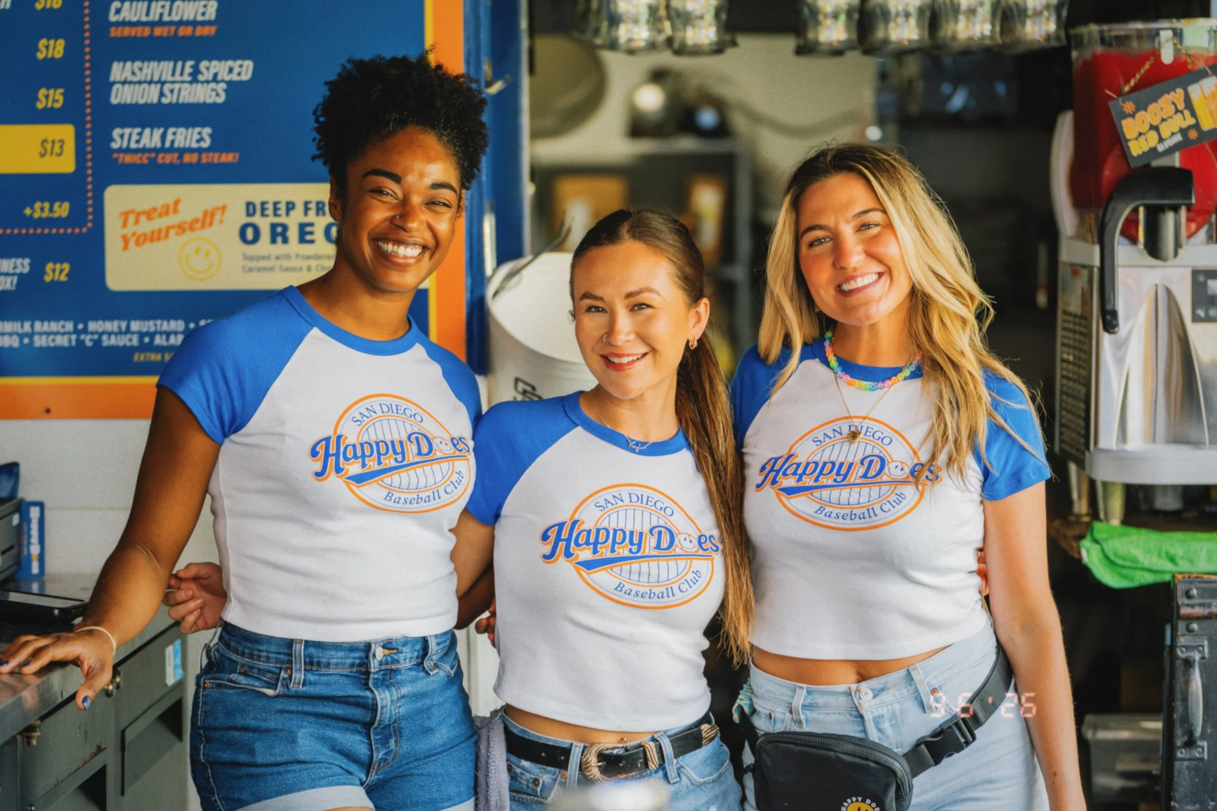 No Sunday scaries here 😌 Keep your Labor Day weekend strong with day game sips!