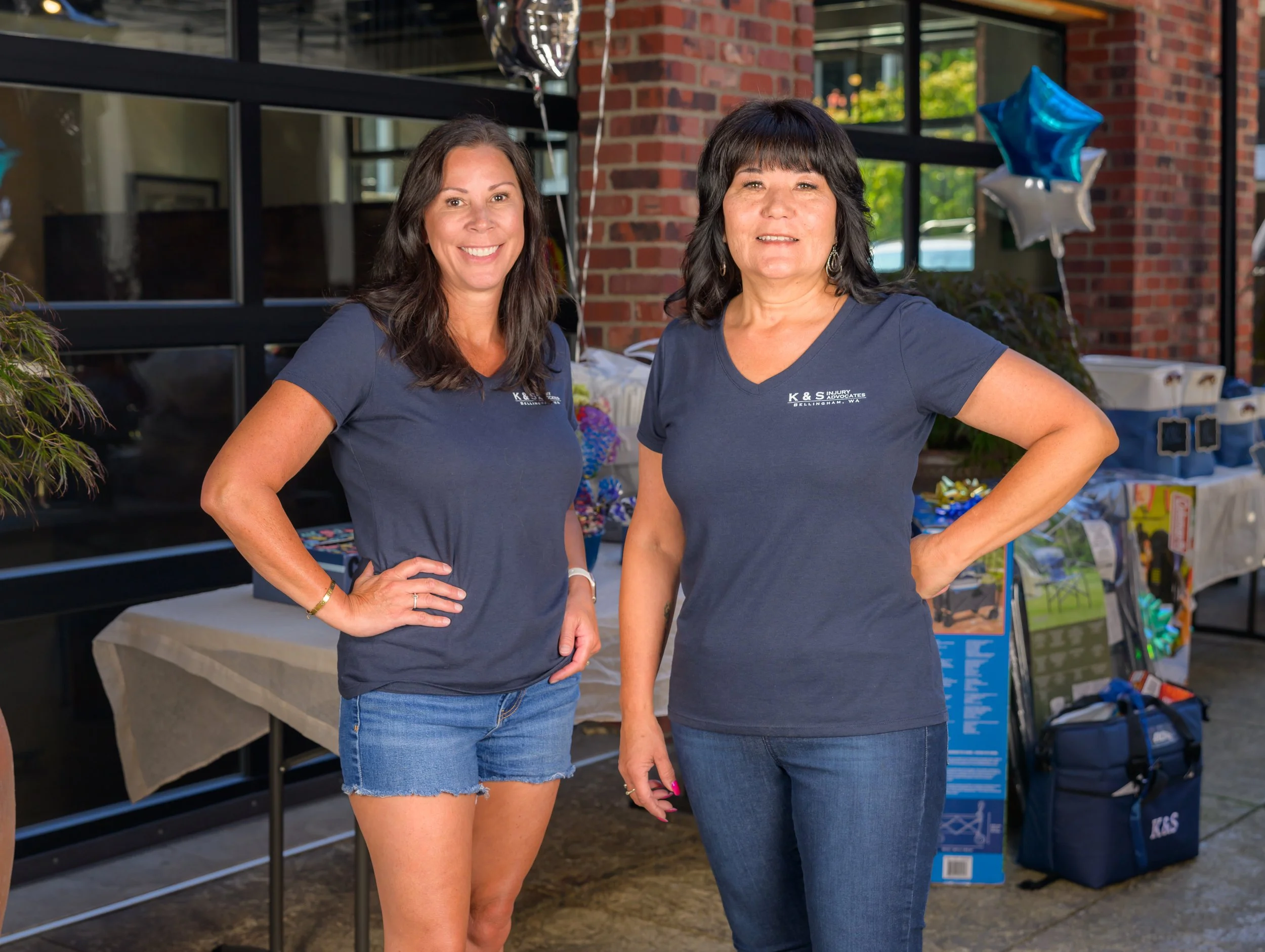 Shawna And Kim.jpg