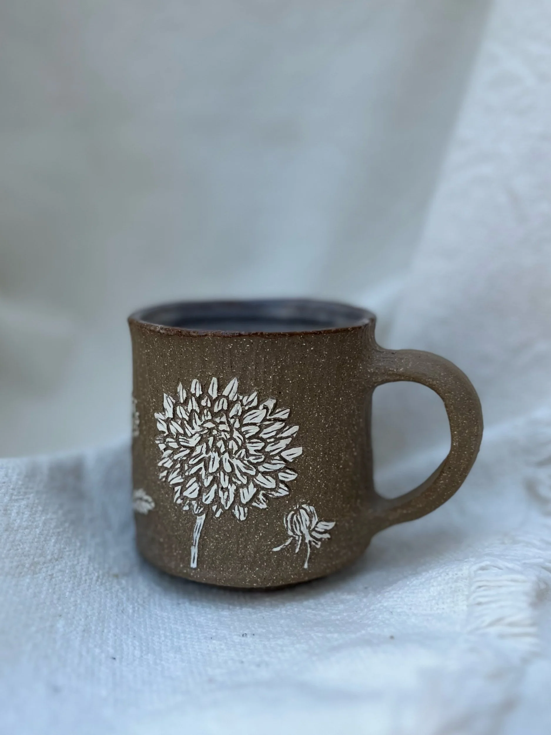 Dahlia Mug