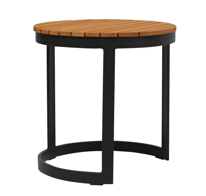 Hauser - round table.JPG