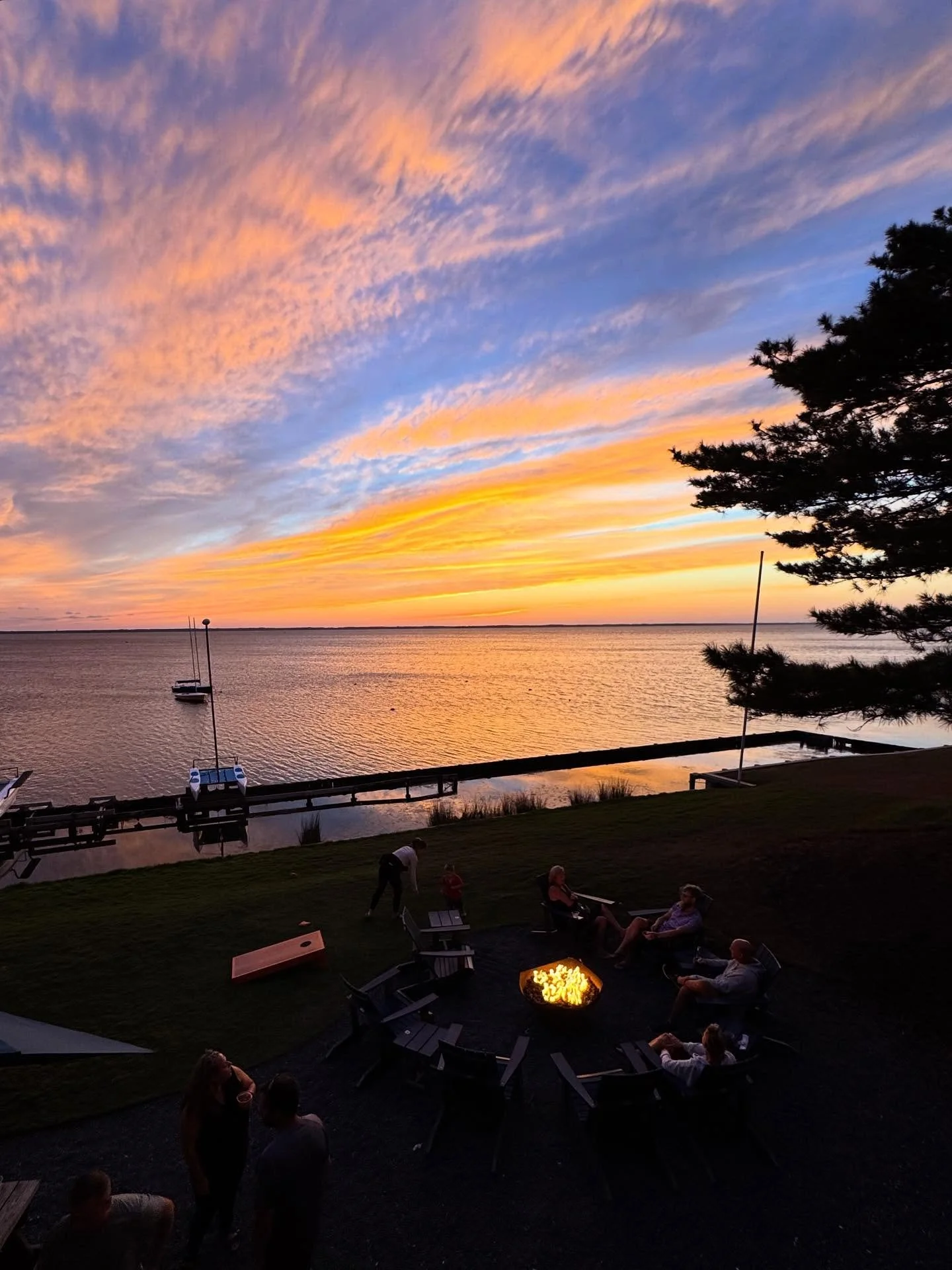 Is there anything better than a fall sunset on the OBX? Join us at The Village for a front row seat! The Sound Lounge is open Friday nights with live music starting at 5; and Saturday 12-8 for our Soundside Tailgate. The upstairs restaurant ~ with eq