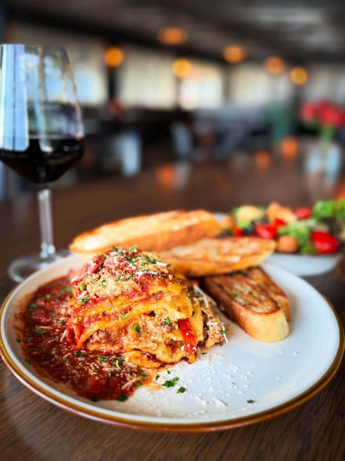 Who&rsquo;s in for lasagna night tonight? This is the last Tuesday for our offseason lasagna special. Don&rsquo;t miss your chance to enjoy our lasagna dinner (lasagna + salad + garlic toast) for just $25 along with Italian wine specials by the bottl