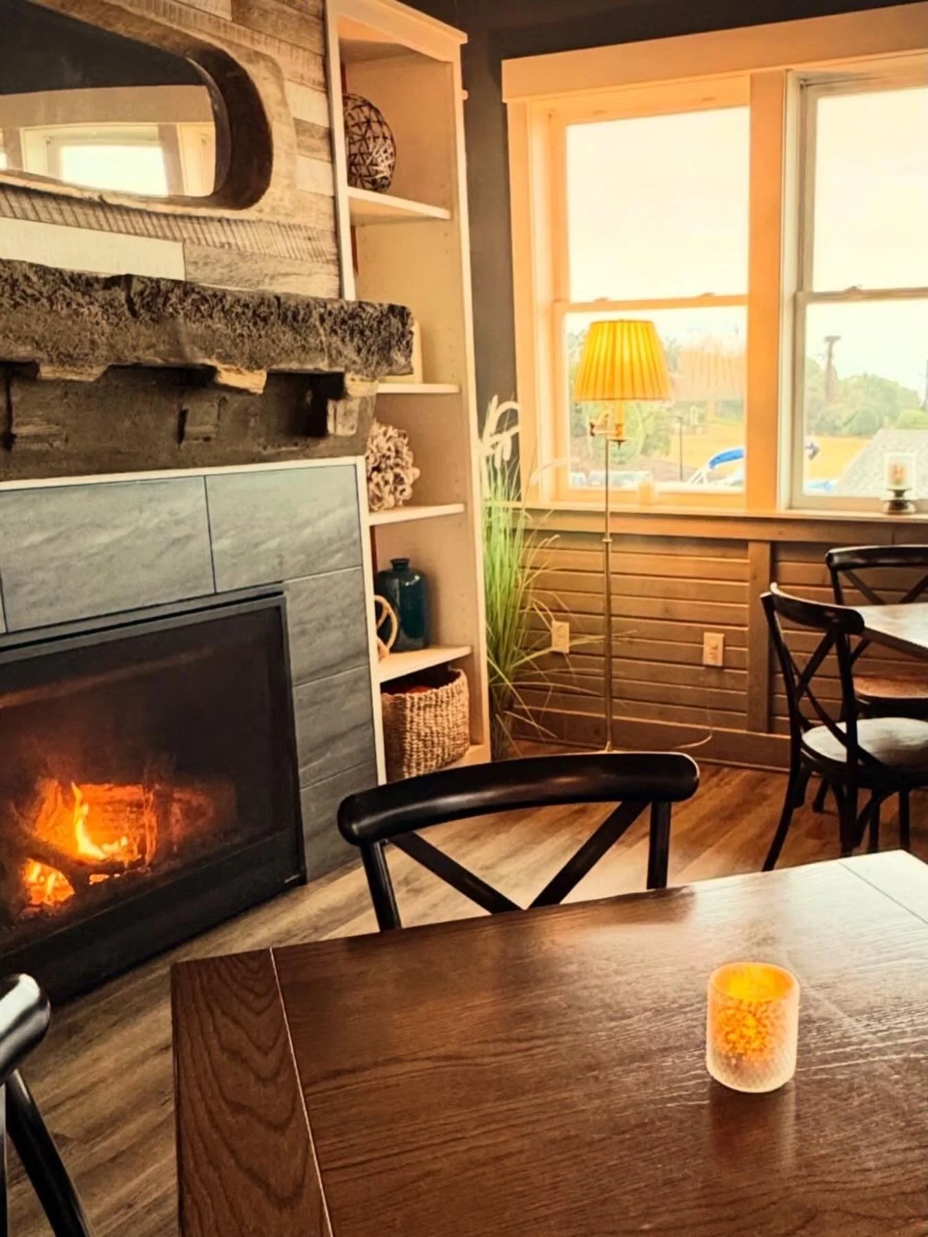 Didn&rsquo;t expect to still be pitching our cozy fireside lounge in May but here we are. No matter the weather or the season, we&rsquo;re here for it! Serving lunch and dinner Monday- Saturday for now. After Memorial Day, we&rsquo;ll be open Sunday-