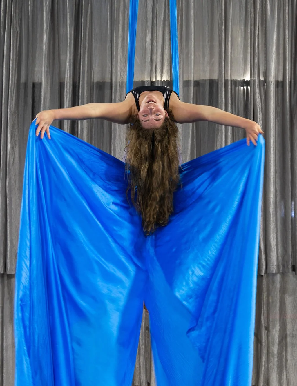 Lilly Liebermensch aerial circus coach