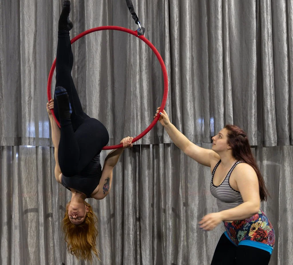 Aerial Circus for Beginners: What to Expect in Your First Class (and How to Feel Confident Walking In)