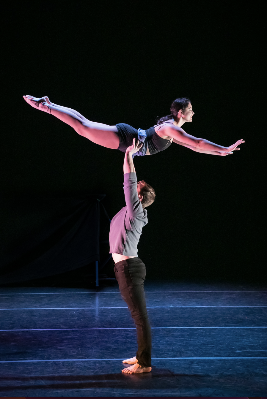 Cam Zweir Circus Coach