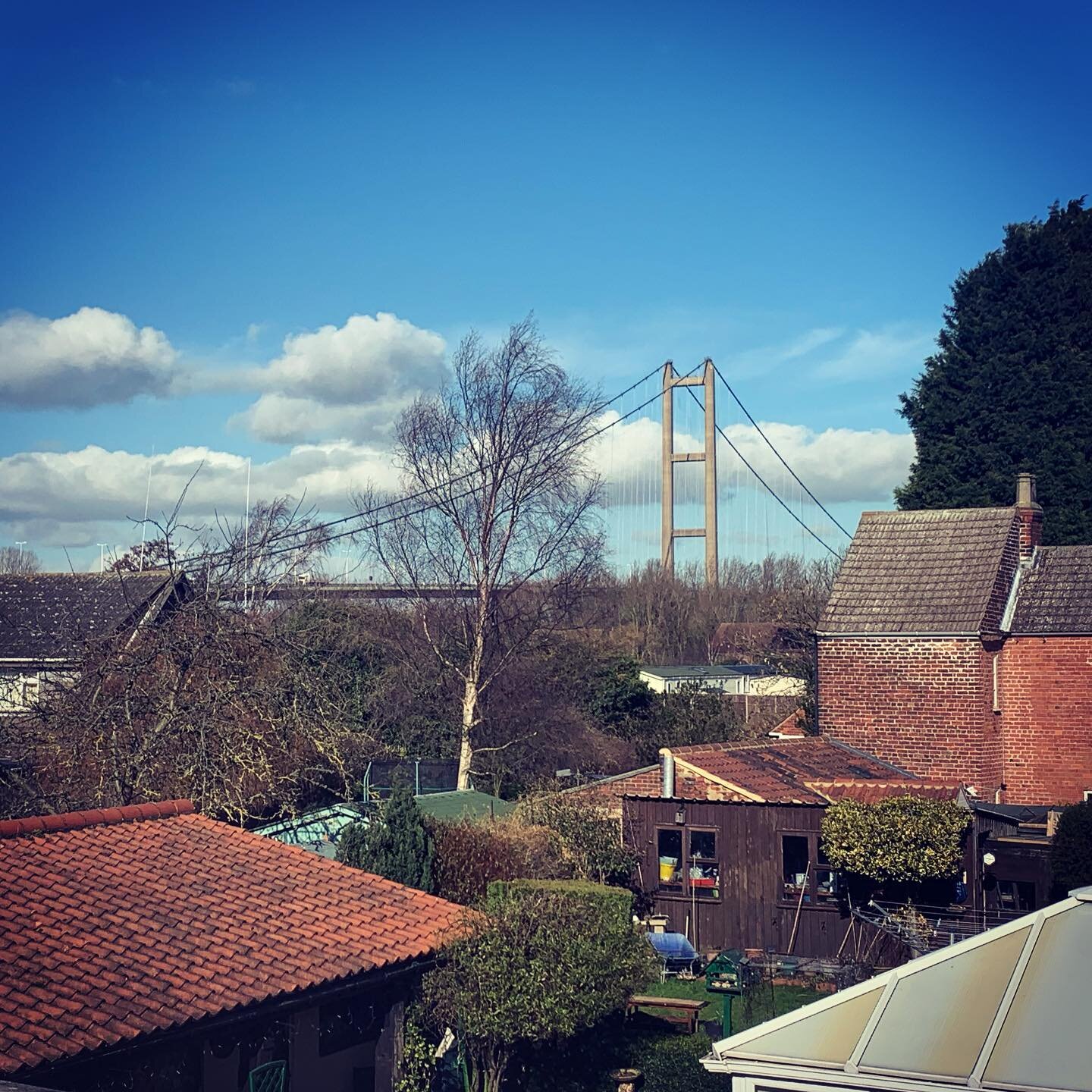 Rooftop view

#humberbridge #barton