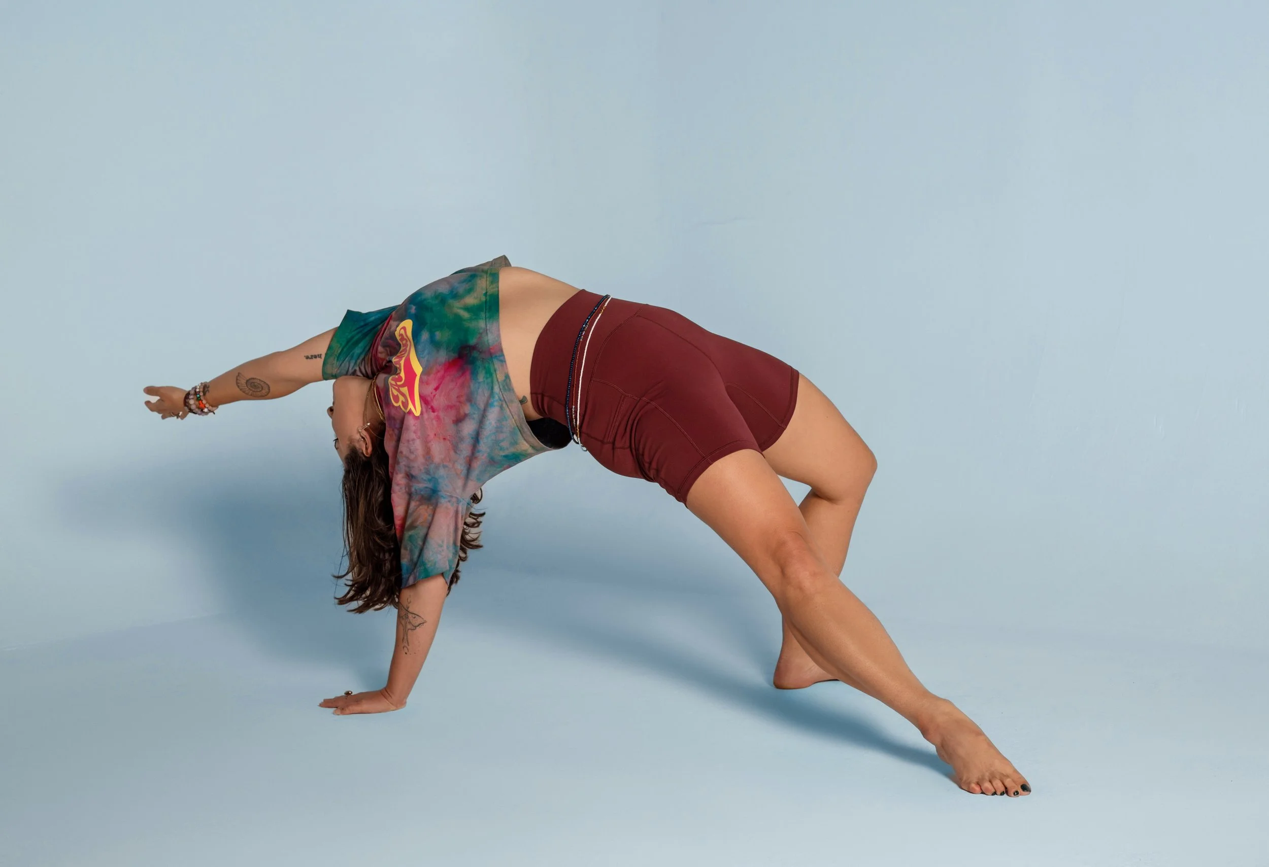 Crystal Bowls &amp; Goddess Pose with Victoria Nielsen