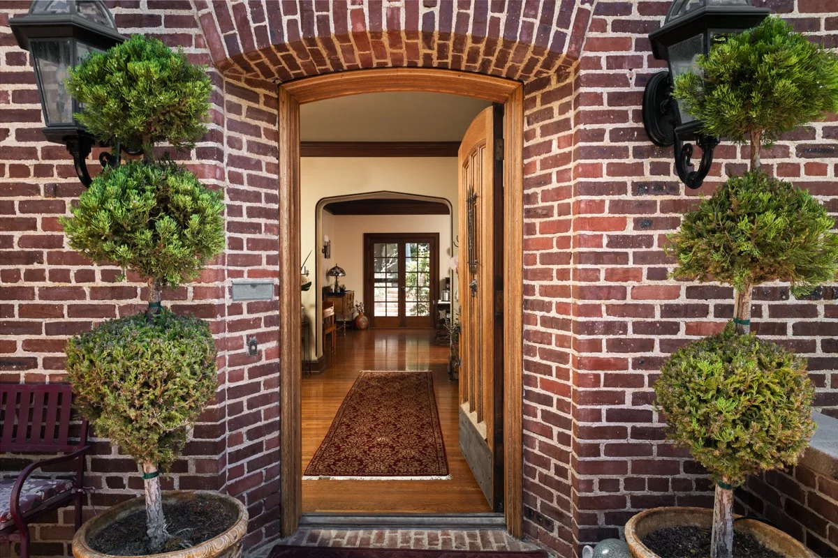 1725 Miramar - MLS-10.jpg