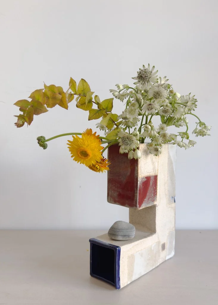 DarkBlueTallIkebanVase-5.jpg