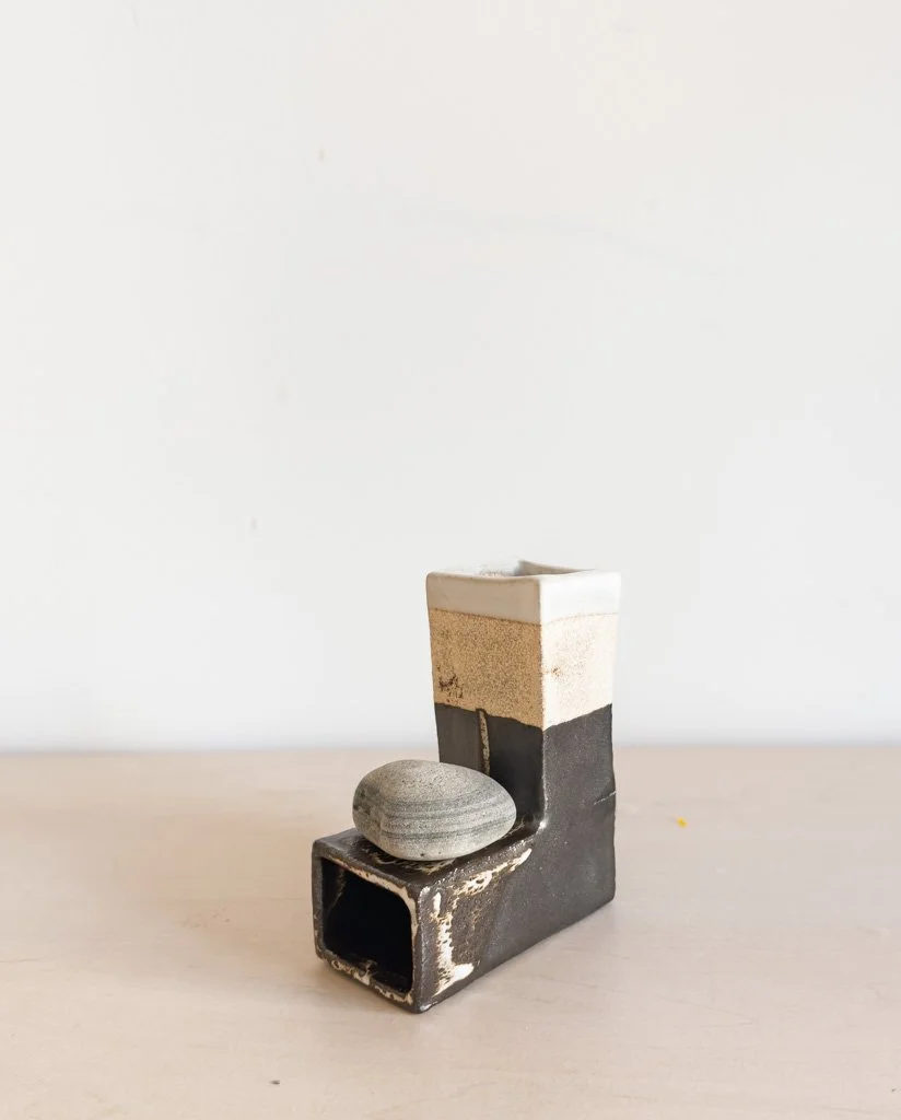 Mini L Vase-1-2.jpg