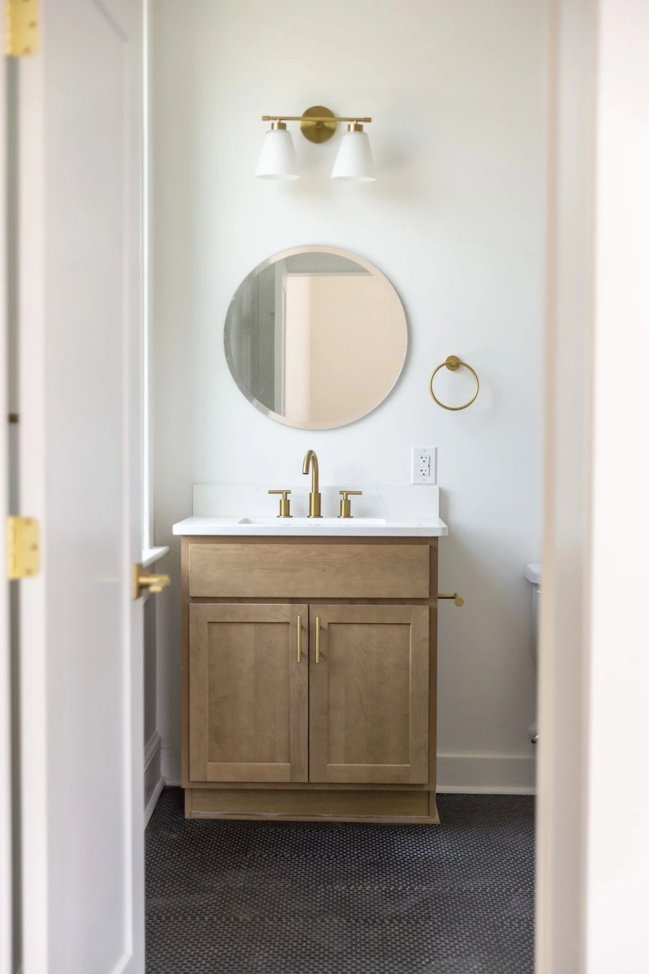 901 5th St_18.JPG