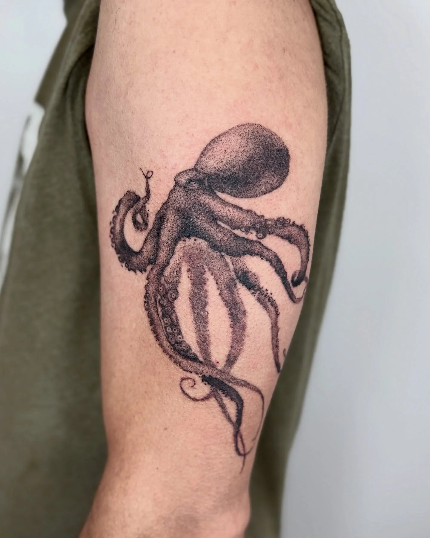 Gyotaku print style Octopus for Neil&rsquo;s first tattoo

A gyotaku print is a traditional Japanese art form where ink is applied to a real fish (or sea creature), which is then pressed onto paper or fabric to create a detailed, life-sized imprint. 