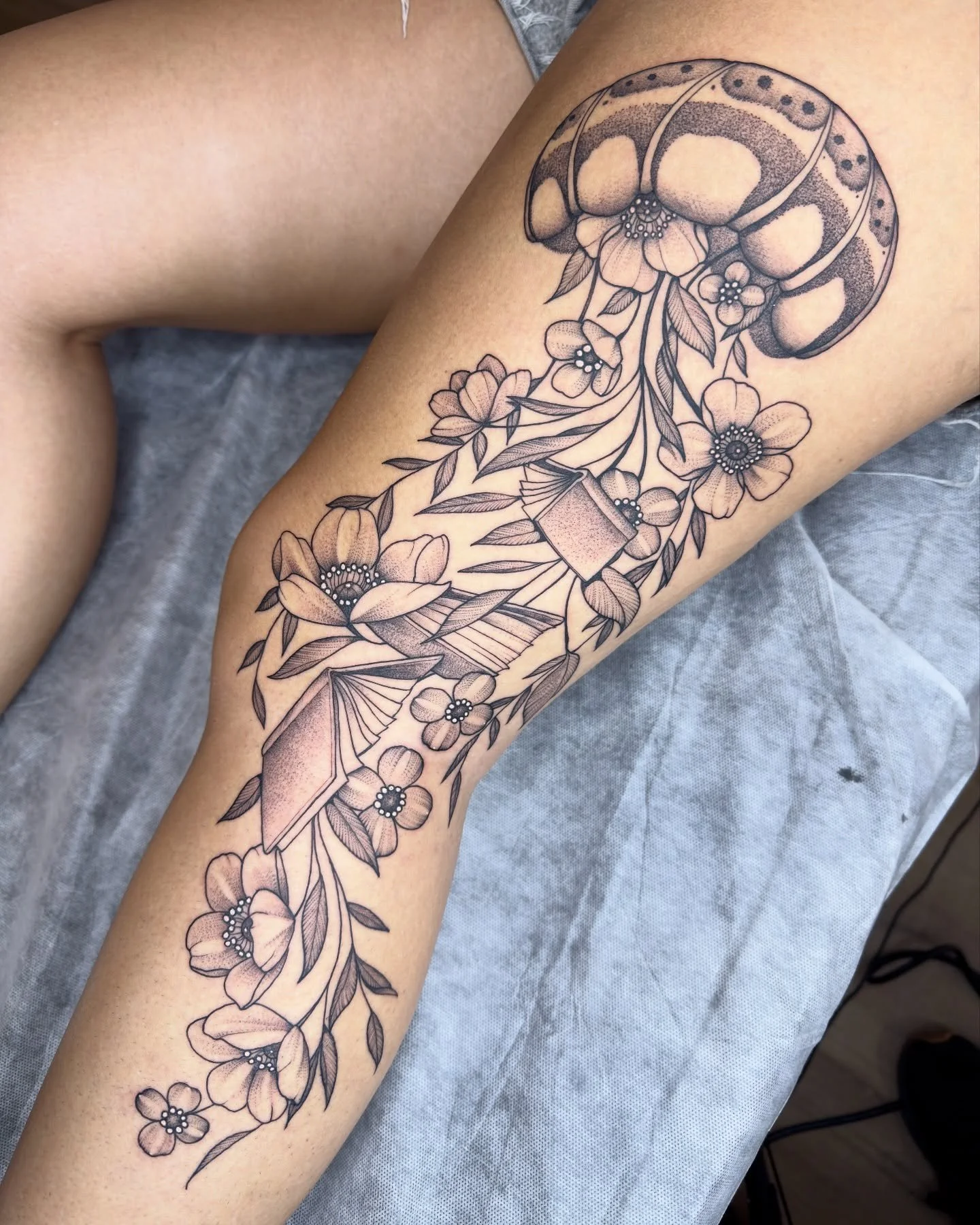 Floral book Jellyfish for Morghan. Fun project and fun day thanks again !