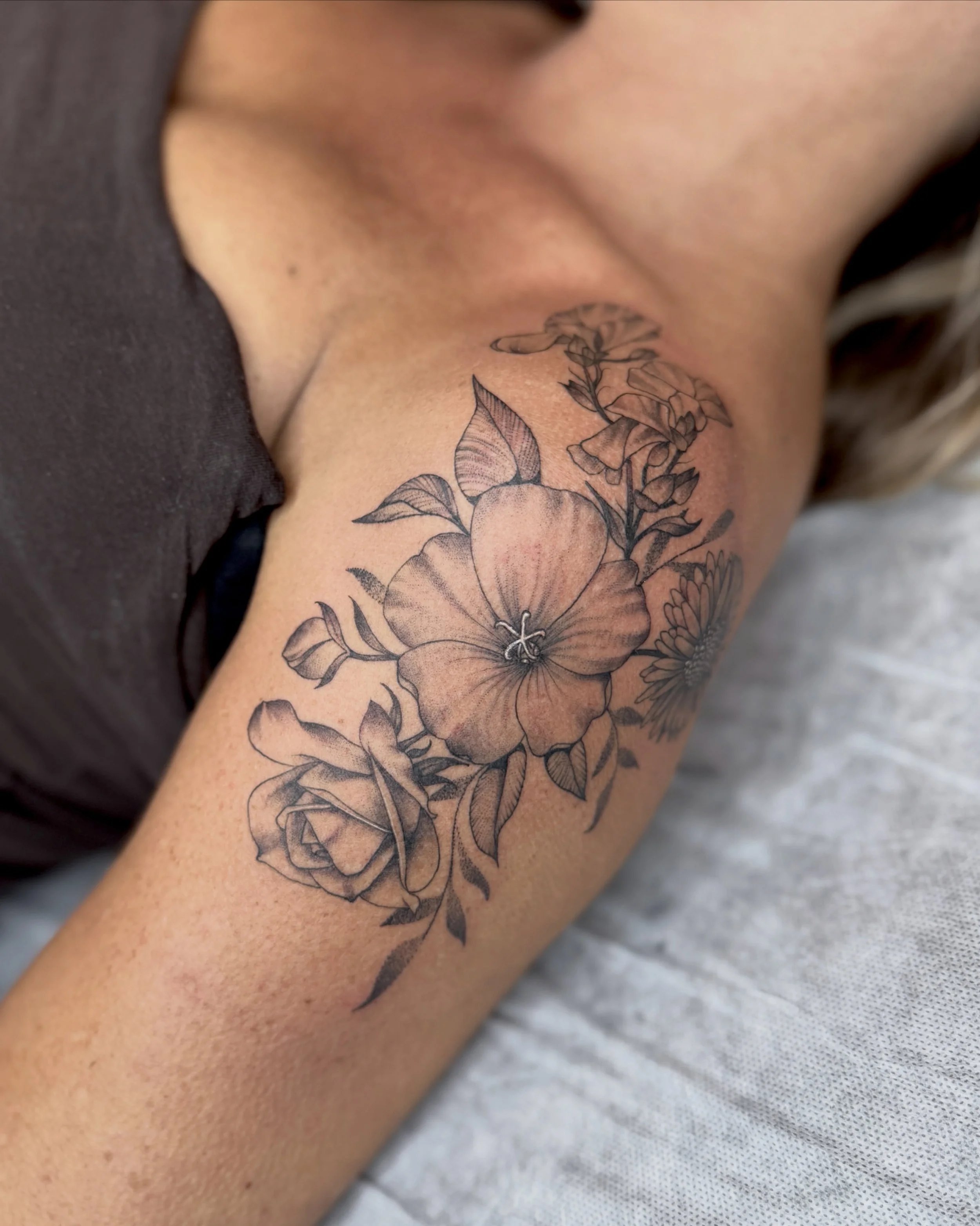 Florals for her fam, thanks Hannah