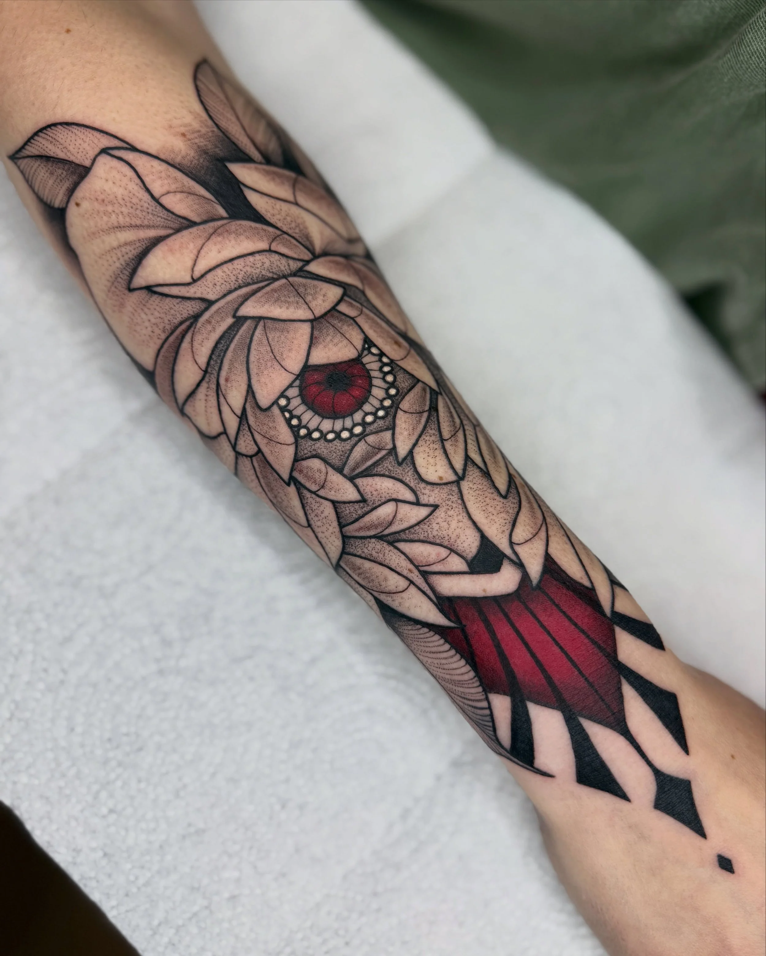 Pictures of this black and red fun we made for Bre. swipe for the drawing process ✍️ 

I love making this stuff and mixing some of that floral with sort of ornamental bold vibes. 

I&rsquo;ve got spots open in mid to late October, DM for Info or Book
