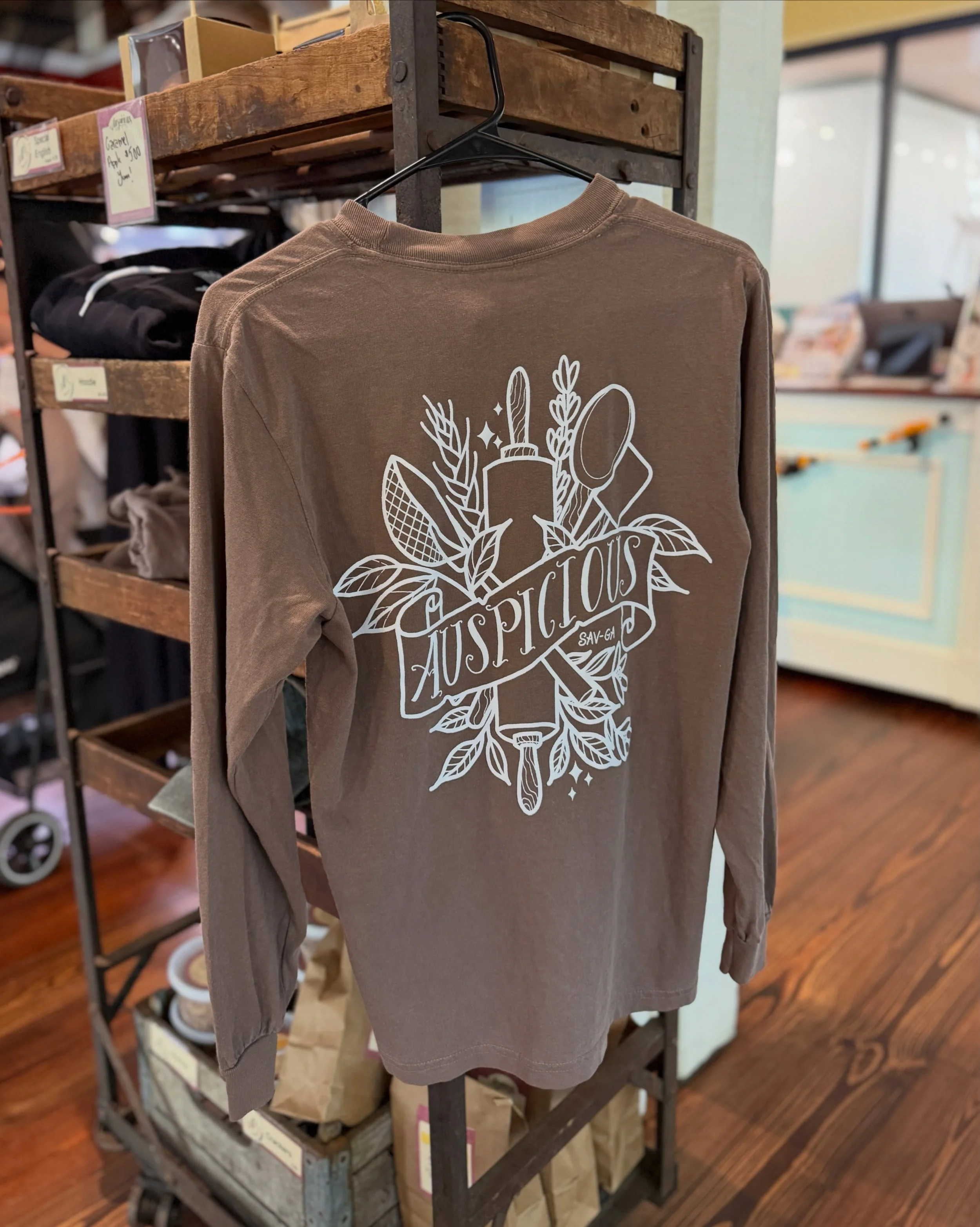 I was honored to get to work with @auspiciousbaking.co to create their new merch drop. 

They are a great company not just the food and the vibes but also the people that work there and the owners. I have nothing but great things to say about these g