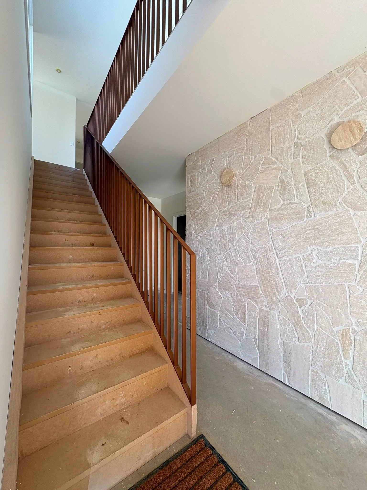 STAIR BAL3.jpg
