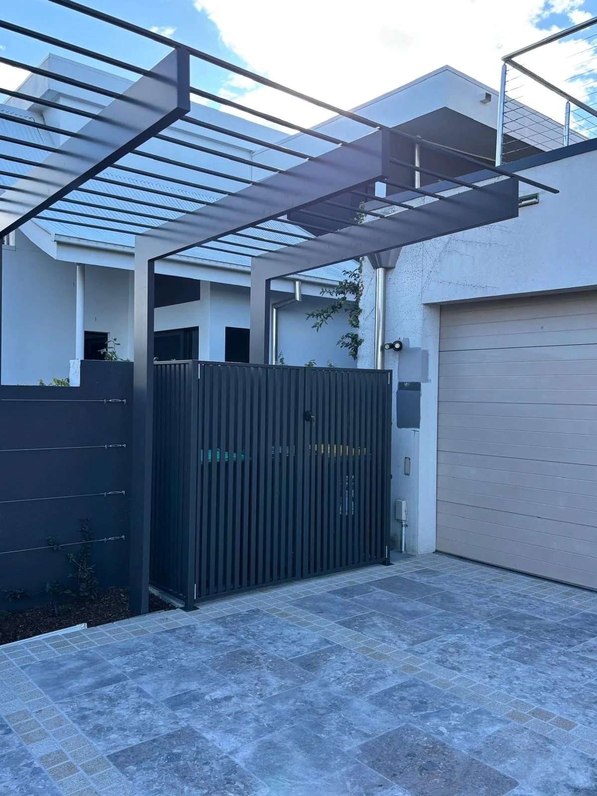 arbour2.jpg
