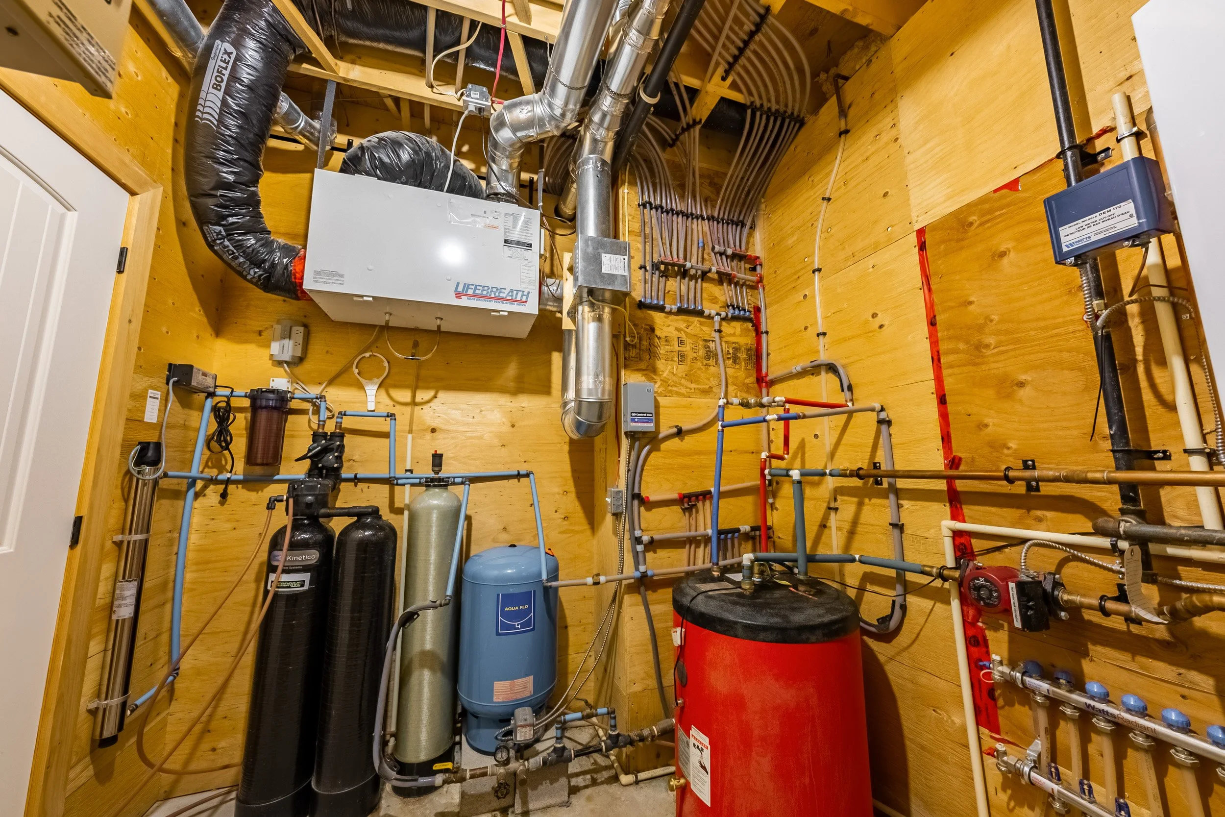 64 - 1026 Fire Rte 13, Gravenhurst.jpg