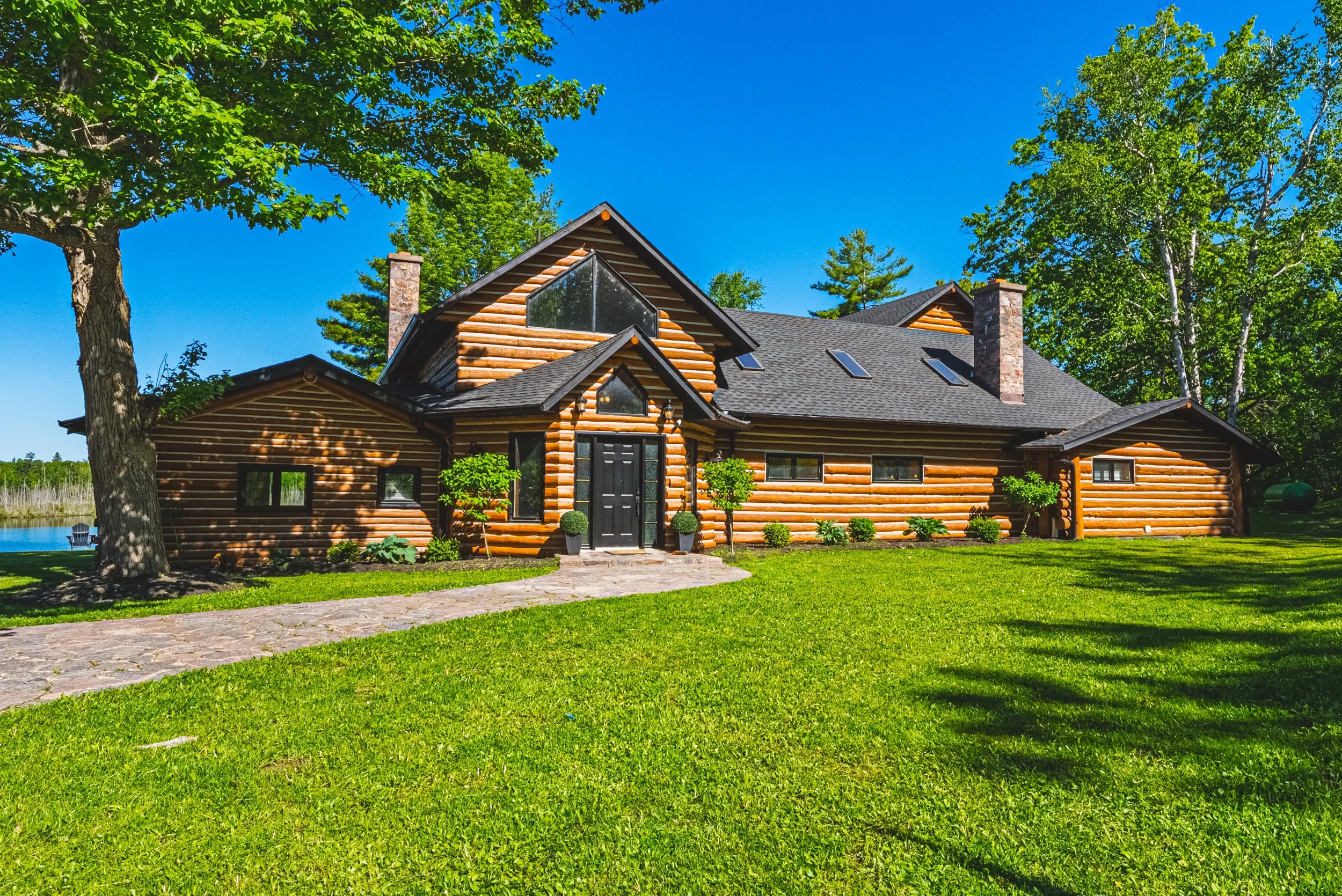 2-215 Laplantes Rd, Trent Lakes.jpg