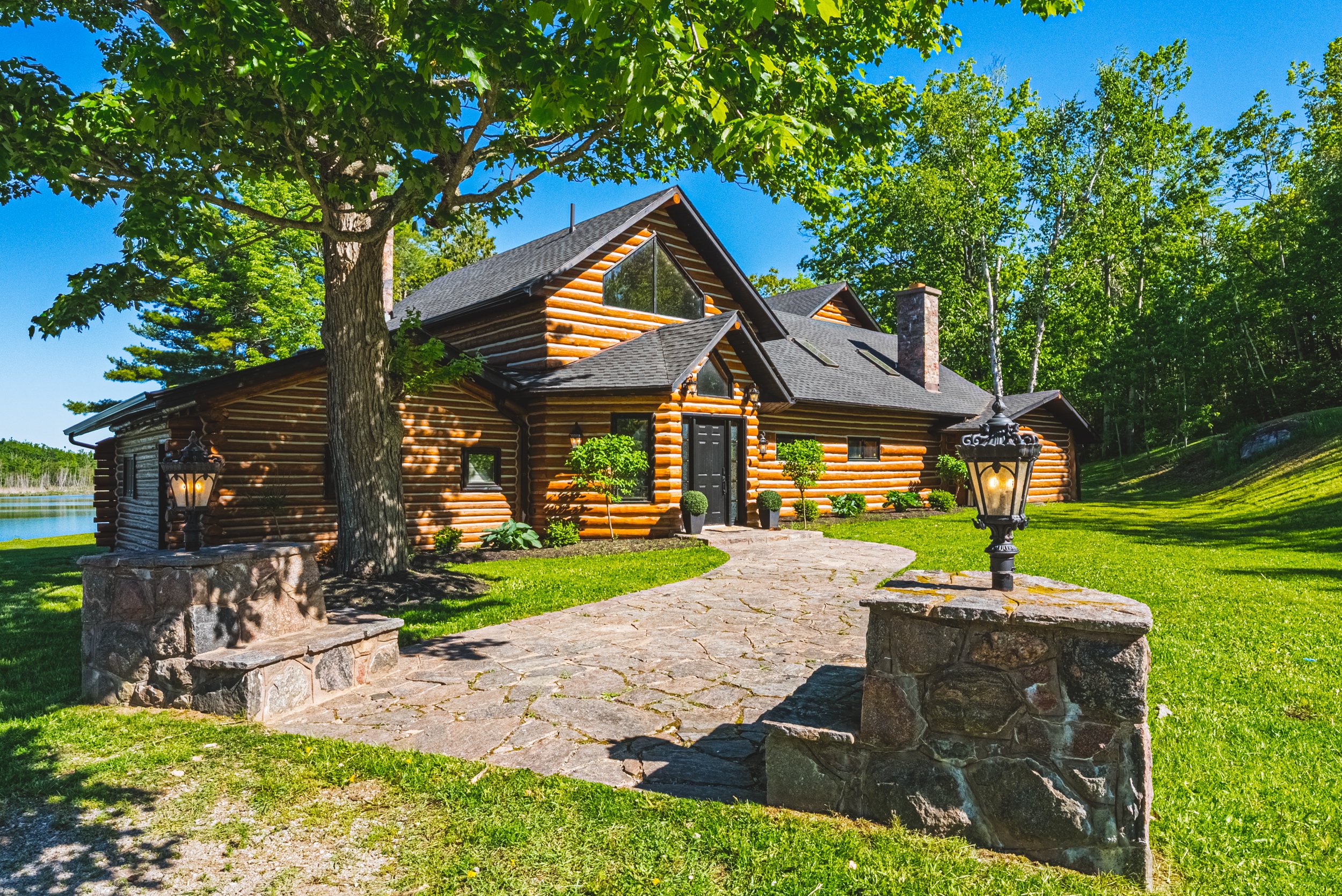 1-215 Laplantes Rd, Trent Lakes.jpg