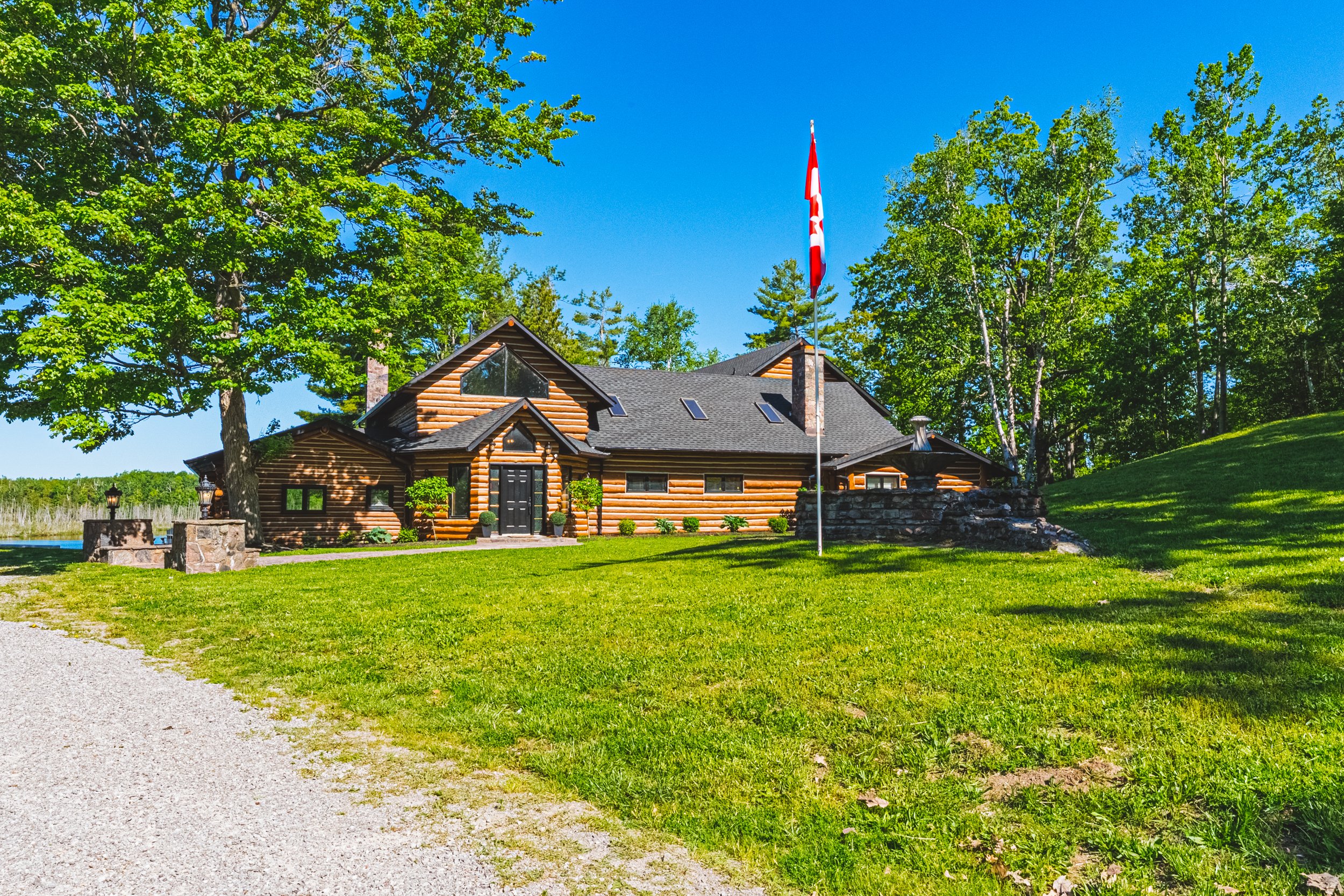4-215 Laplantes Rd, Trent Lakes.jpg
