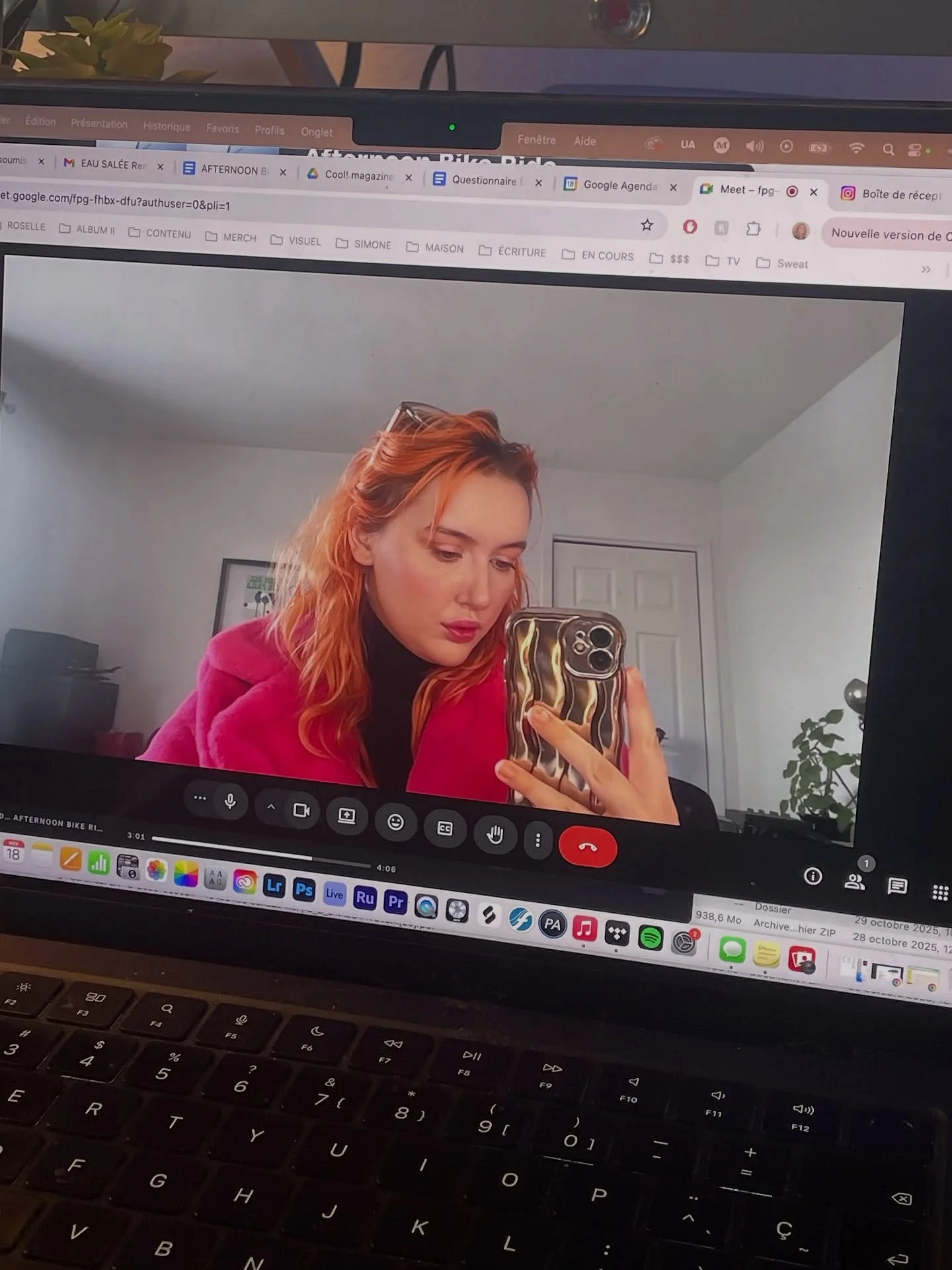 💻🎤🥁🐈&zwj;⬛❄️🥢