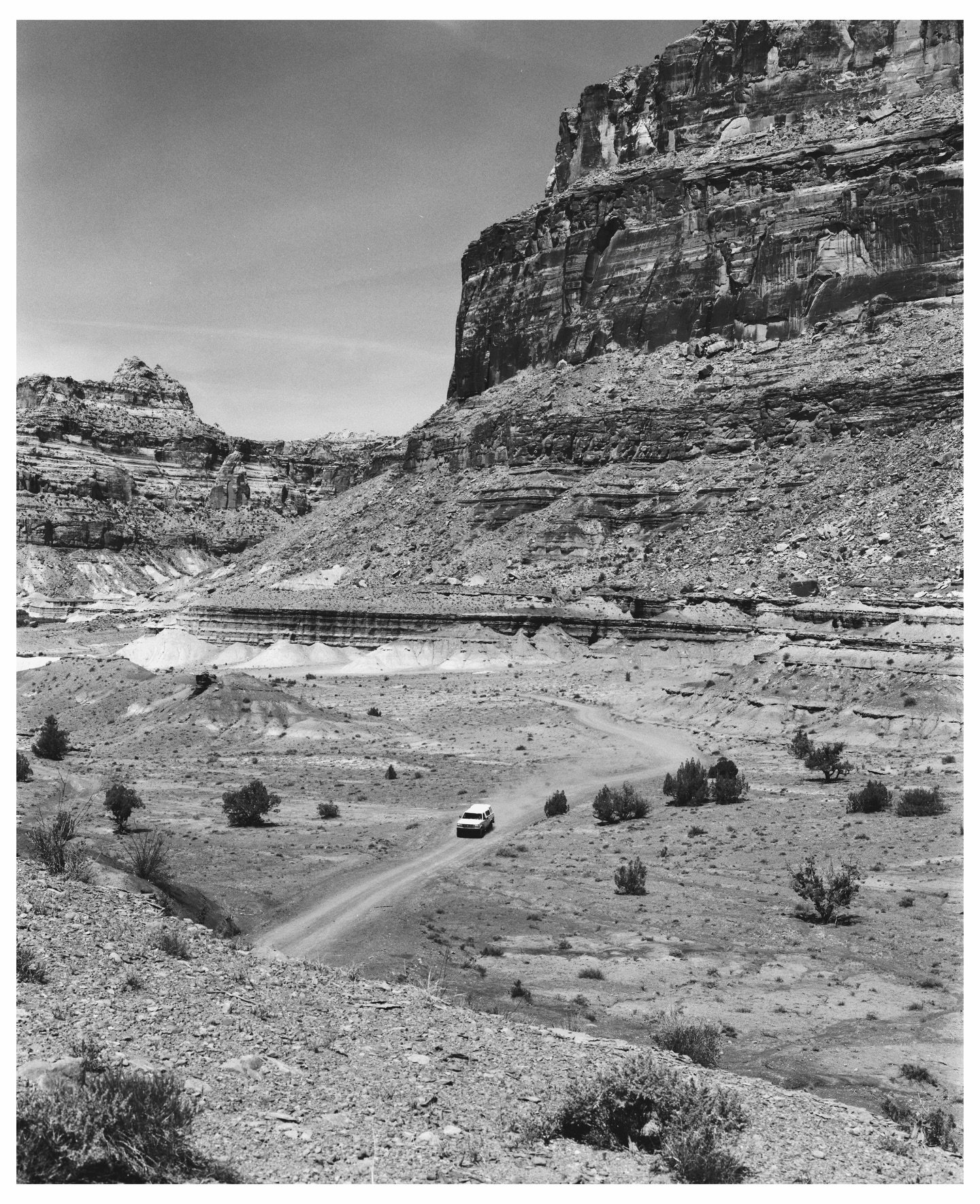 &ldquo;They don&rsquo;t make &lsquo;em like they used to &ldquo;

A few pics of @tdcameraman and his F150 on b&amp;w film from a couple weeks ago when we were driving around in the desert.
 
🎞️ @ilfordphoto HP5 400
📸 Mamiya RB67
🧪 @filmcultlab