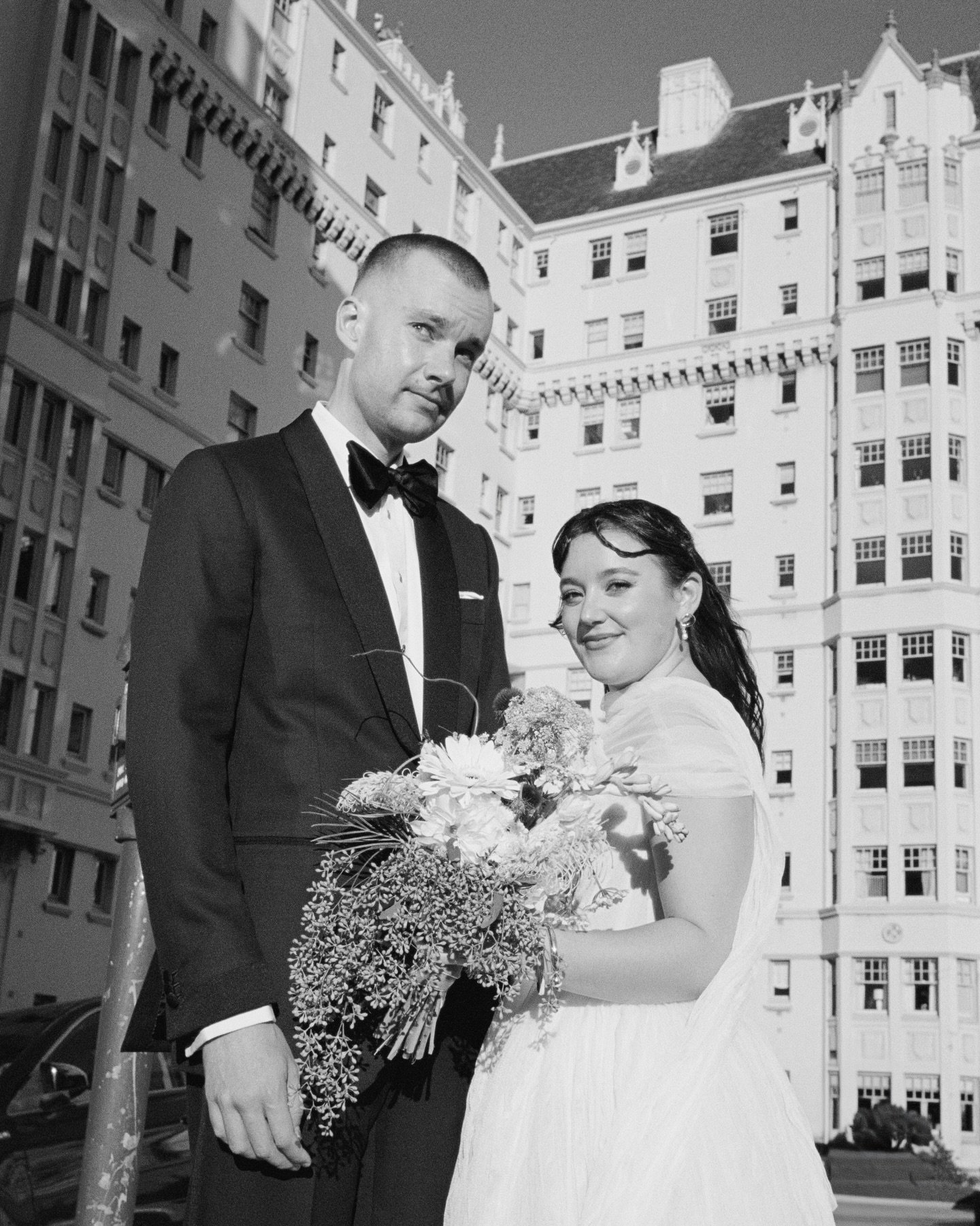 black tie in san francisco.
dinner at foreign cinema.
dancing until further notice.

venue&nbsp;@foreigncinemasf&nbsp;@fairmontsanfrancisco
florals @amandavidmardesign
dress by @watters
custom Piece @bewareofbird
tux by @j.mueser
coordinator @sassydi