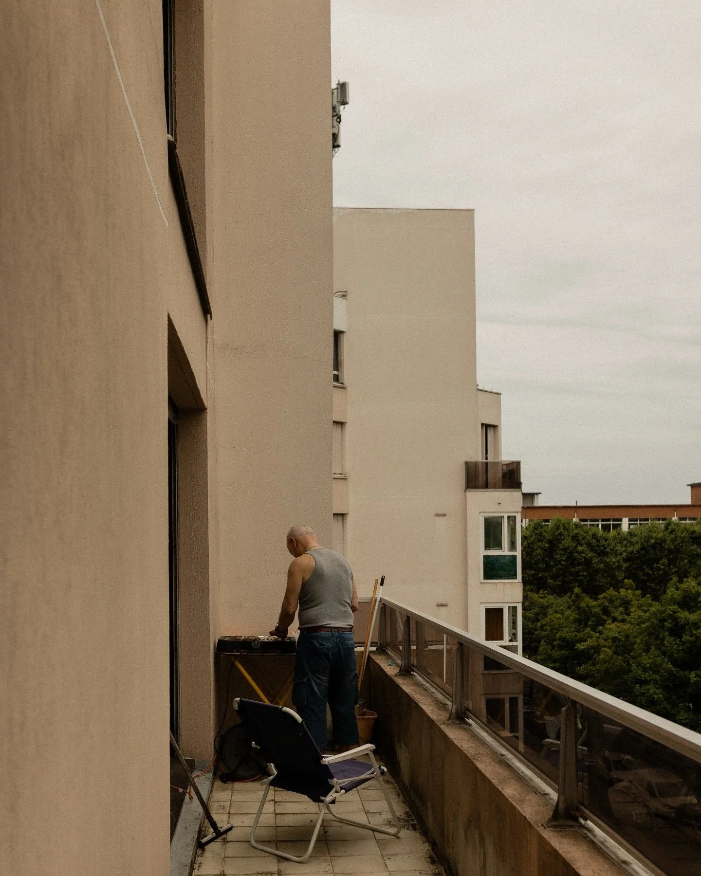 THE BALCONY CLUB.

Just grilled sardines, shrimp, a balcony. Not a restaurant. Not a reservation.

This is the side of travel we are drawn to. Unfiltered, ordinary, and entirely real.

#travelcommunity #everydaylife #travelguide #traveler #travelphot