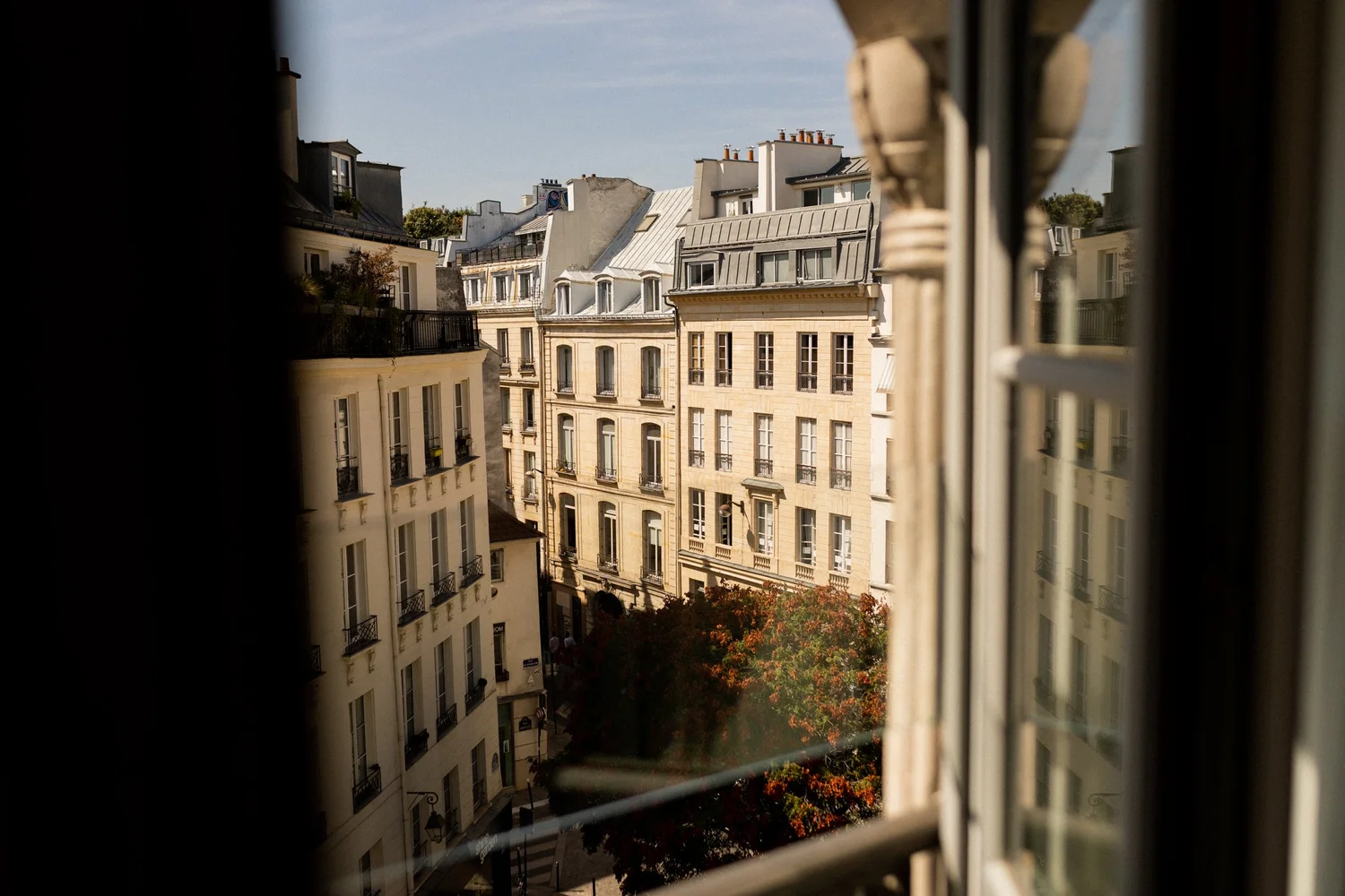 Hôtel du Sentier in Paris 2nd arrondissement — L'escale Voyage