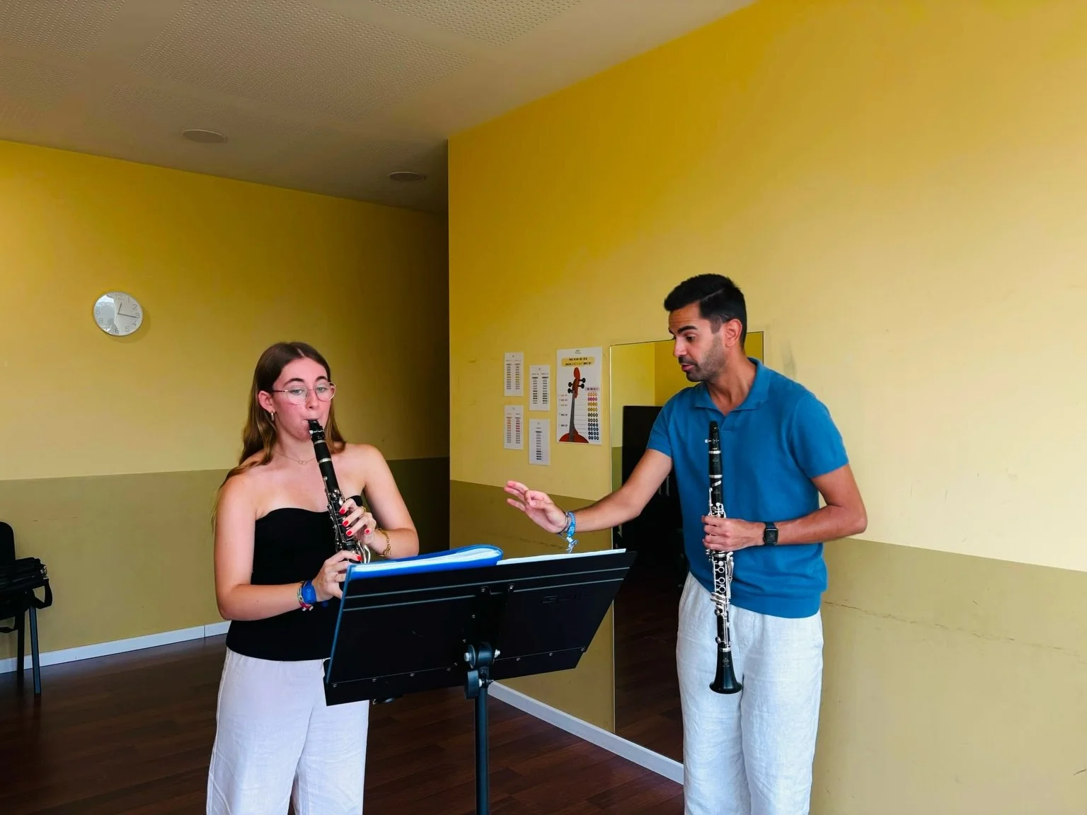 Short but lovely time in Galicia, Spain, teaching talented students at the @galiciaclarinetfest 🇪🇸 
#clarinet #classicalmusic #masterclass #galicia #spain
