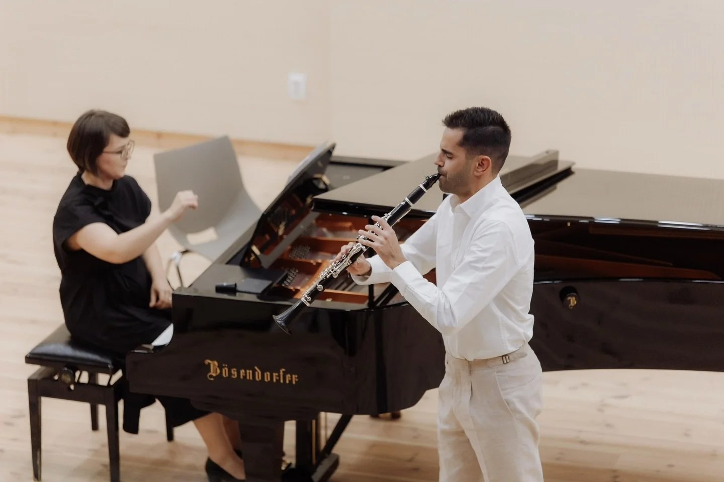 A great week in Cluj, Romenia, teaching many talented students and reconnecting with old friends! See you in 2027 for the Cluj International Music Competition 🇷🇴
#clarinet #cluj #classicalmusic #classicalmusicians #teaching