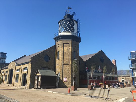 London_Trinity_Buoy_Lighthouse.jpg