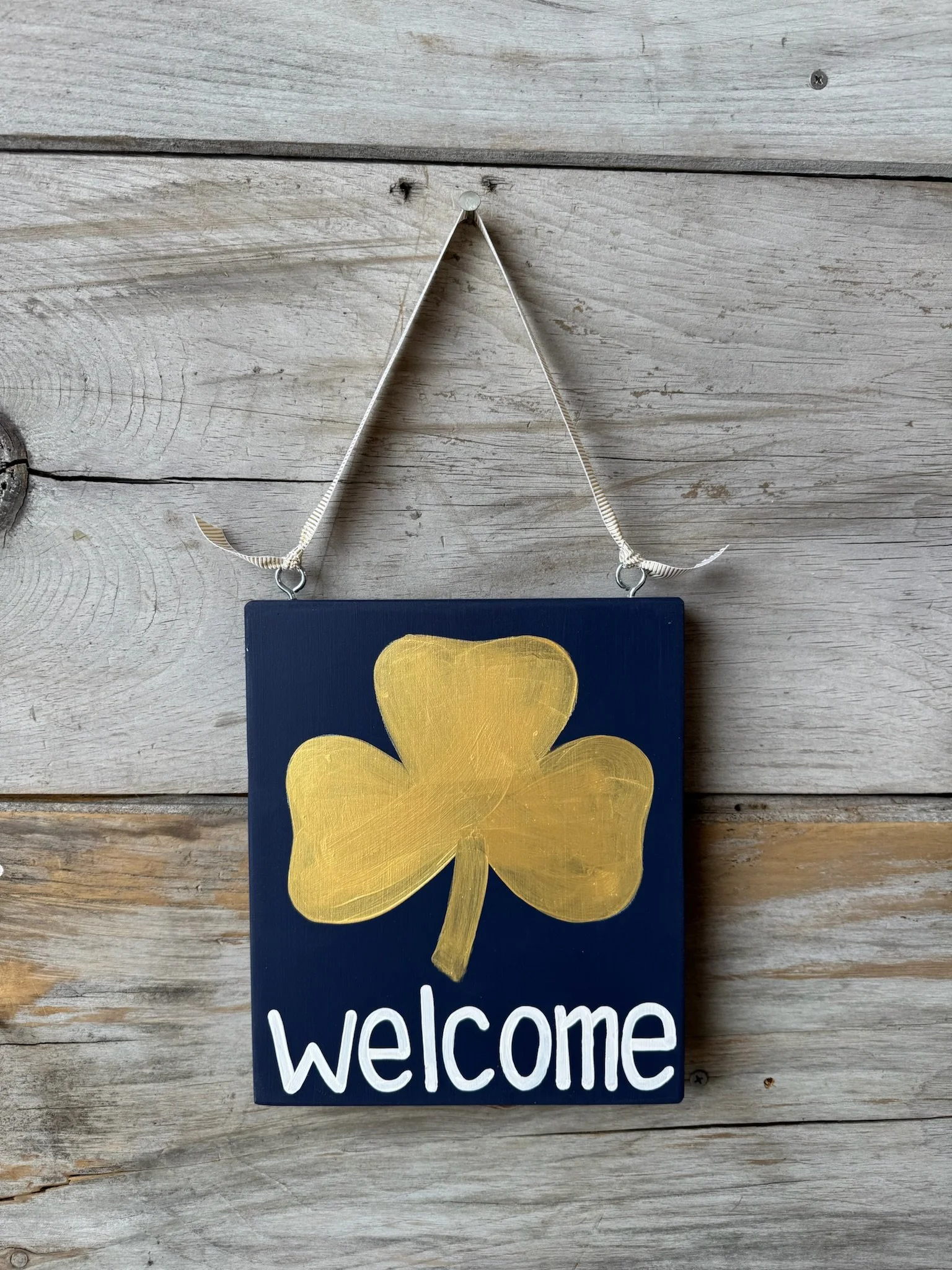 Shamrock Welcome Wood Sign