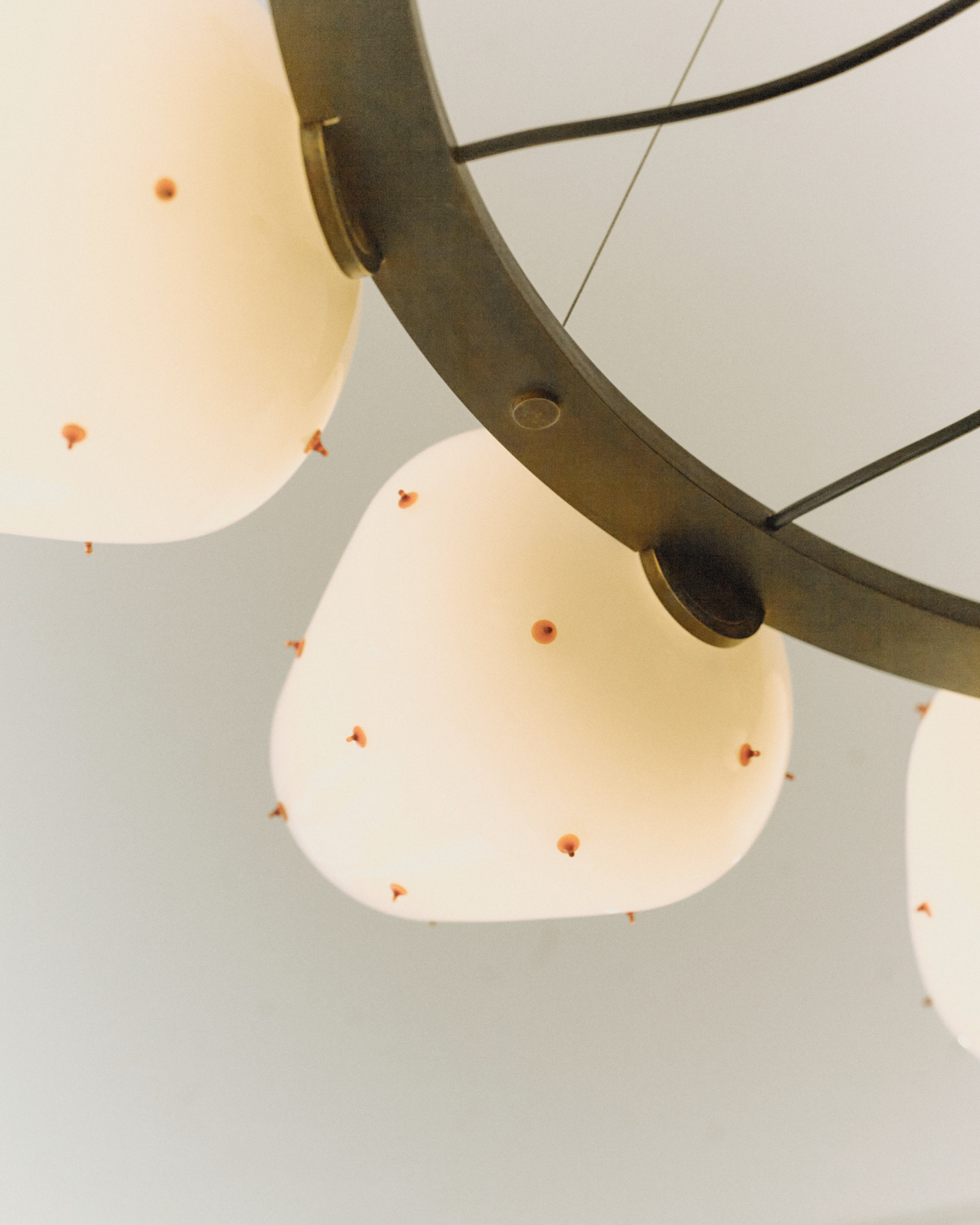 Marie & Alexandre - Berries T11 Chandelier, 2025