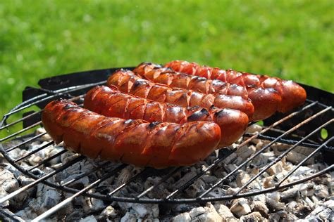 Saucisses fumées au cheddar - FTP.jpeg