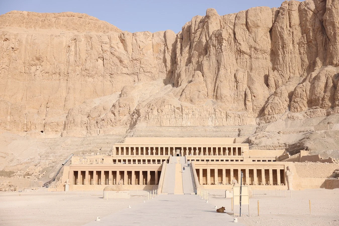 Hetshepsut small.jpg