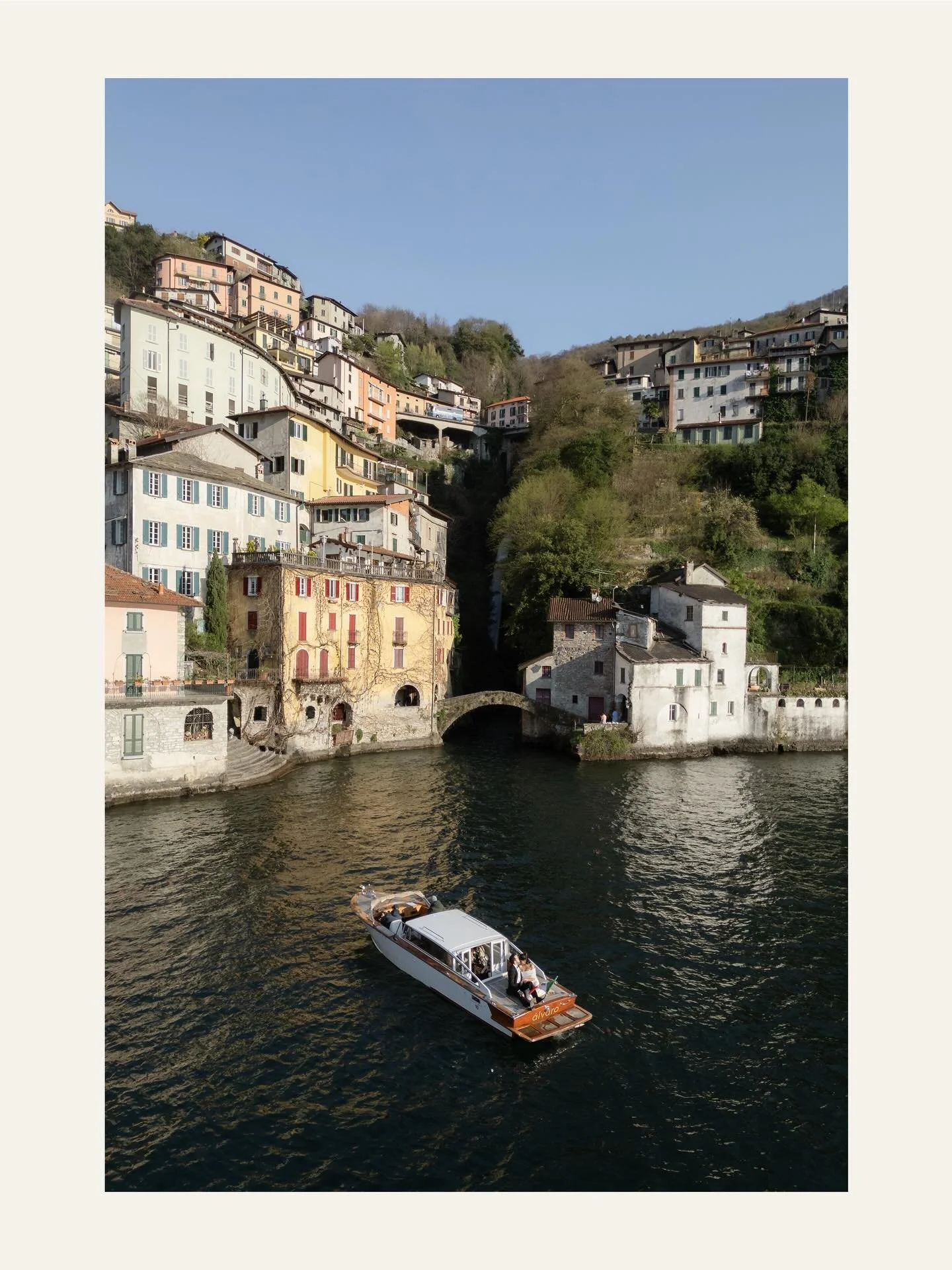 Frames from the sky in Lake Como

Assisting the wonderful @joy_by_ash 

#lakecomowedding #lakecomoweddingphotographer #lakecomoweddingplanner #villadelbalbianello #villabalbiano