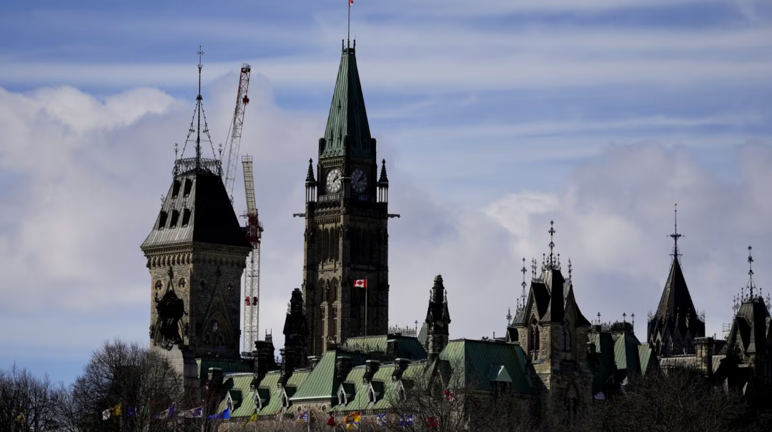 Parties recruit star candidates as nominations close in federal election