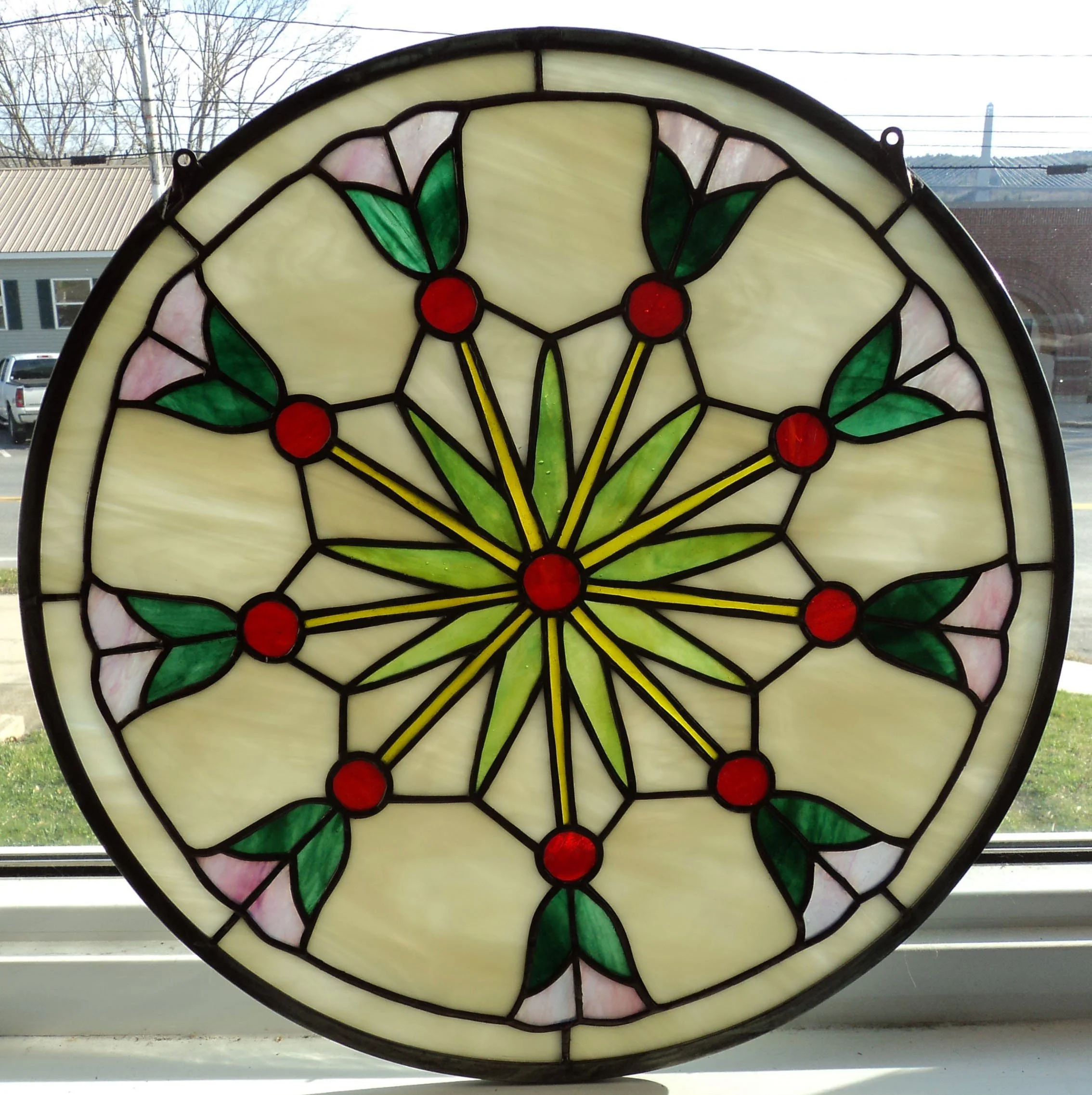 Tulips in the Round - 99 pieces - 17" diameter